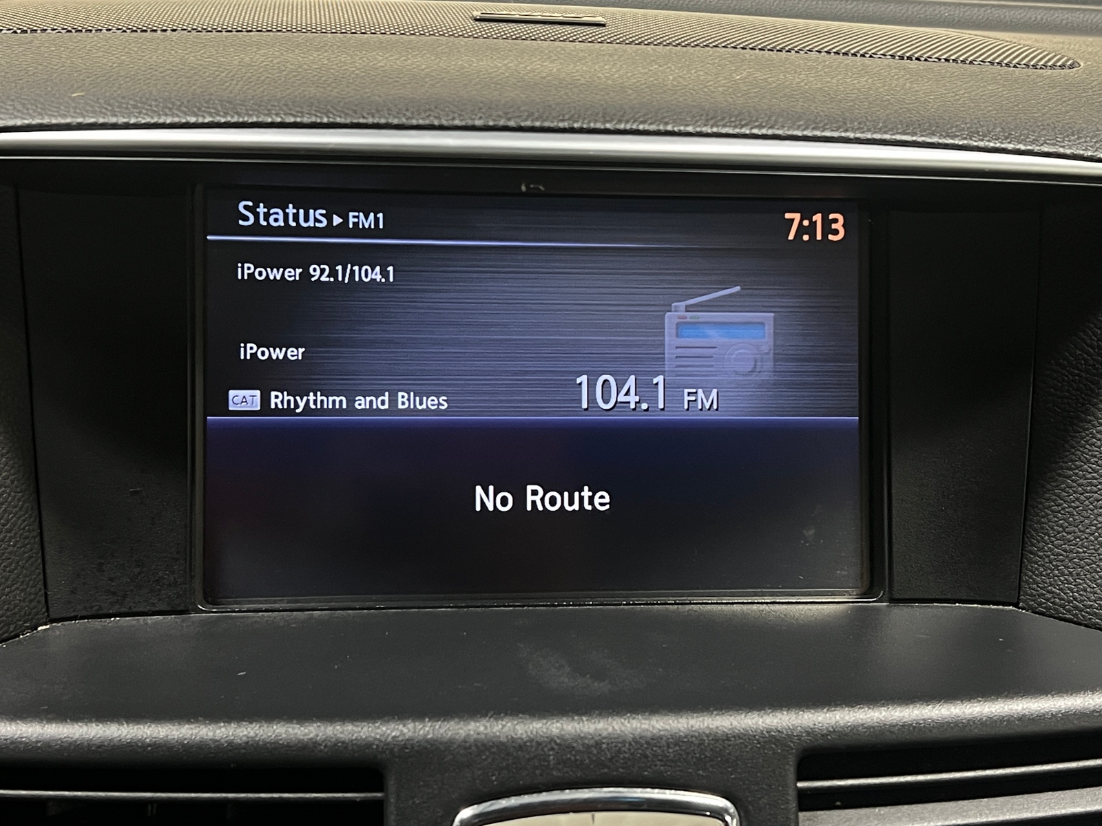 Thumbnail: 2015 INFINITI Q70 - 3