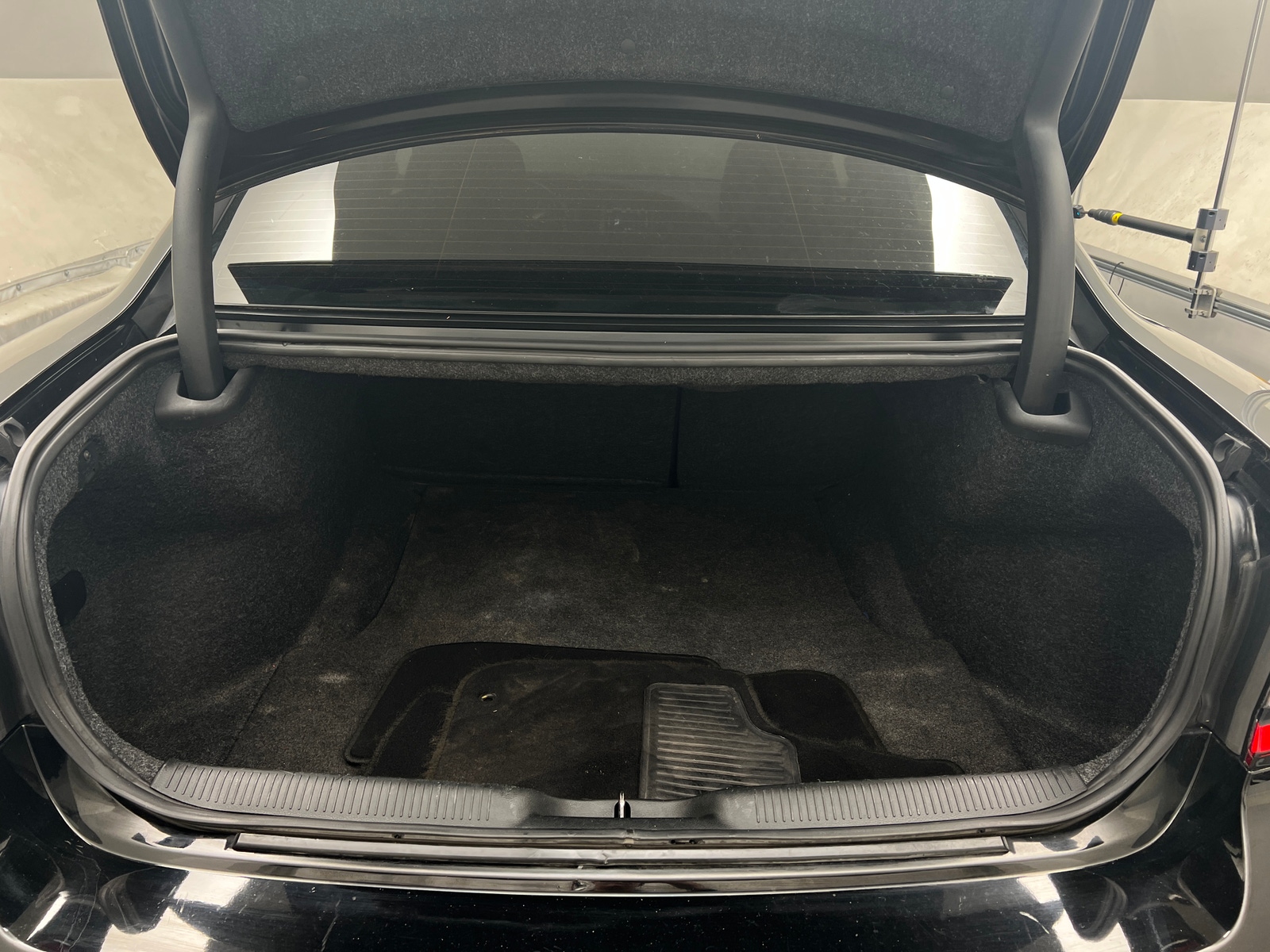 Thumbnail: 2019 Dodge Charger - 7