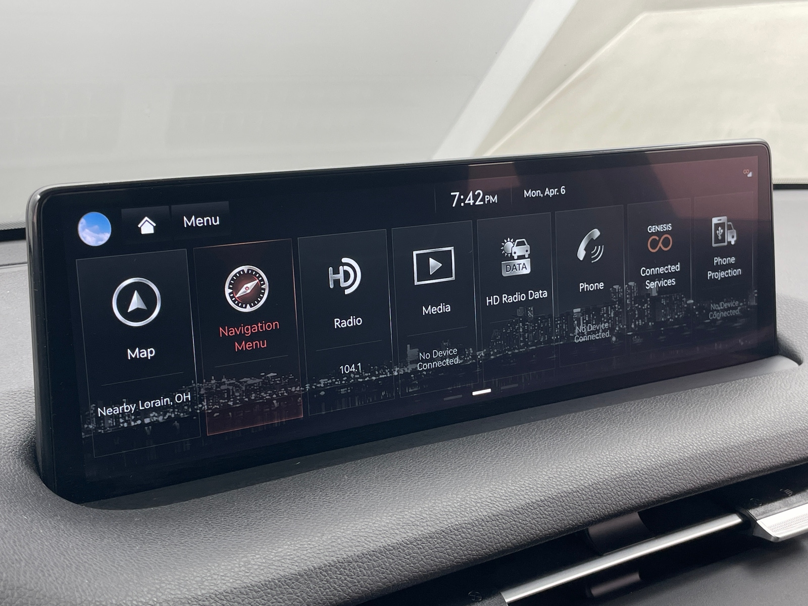 Thumbnail: 2025 Genesis GV70 - 3