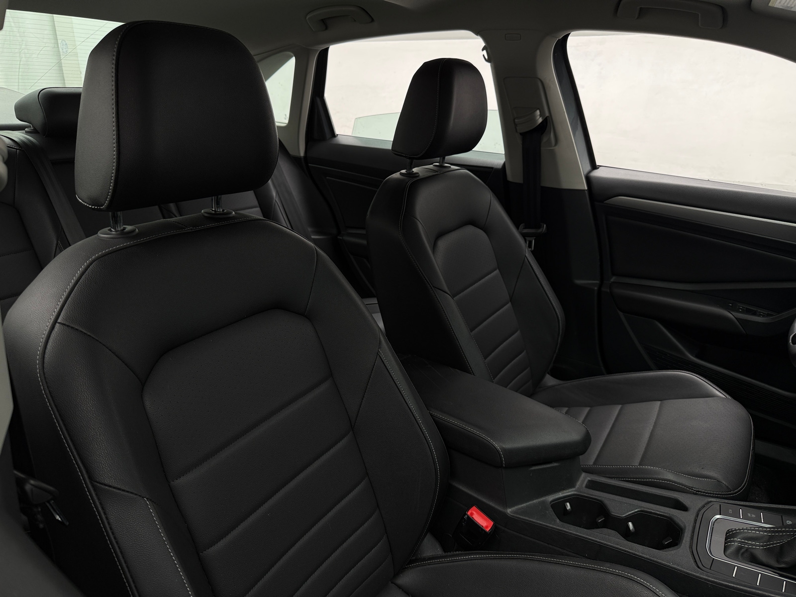 Thumbnail: 2021 Volkswagen Jetta - 2