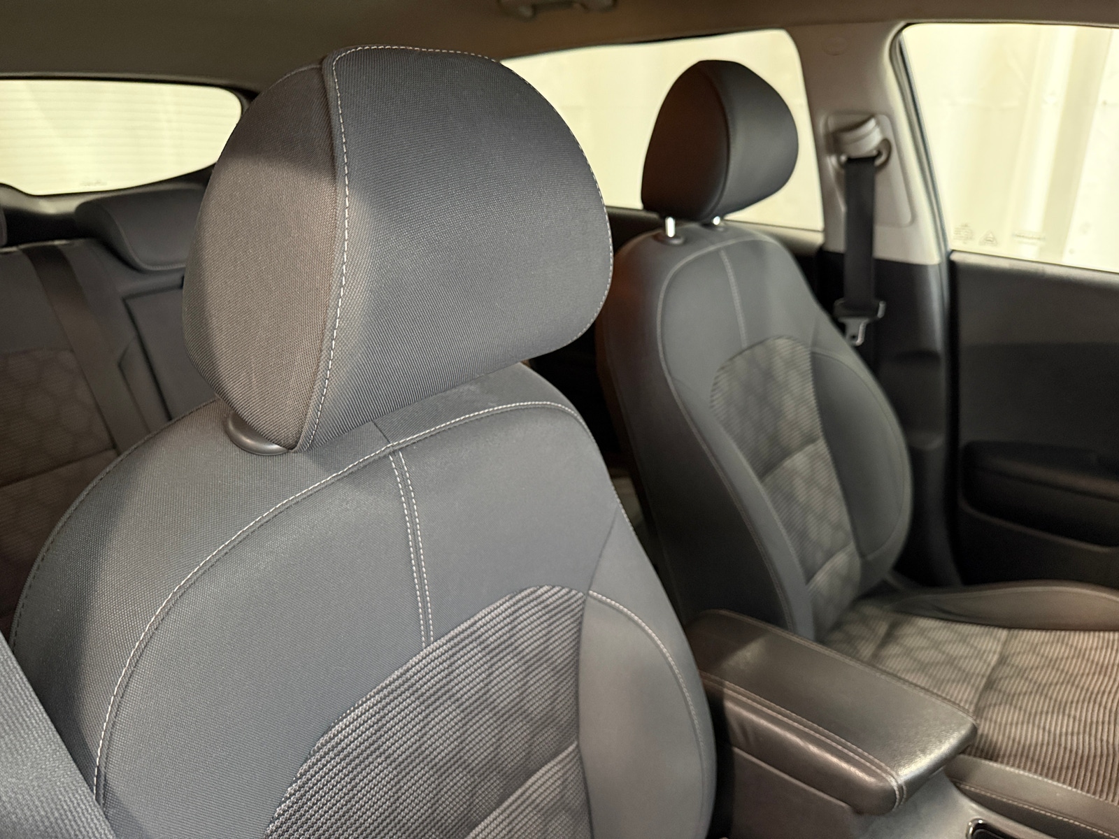 Thumbnail: 2019 Kia Niro - 2