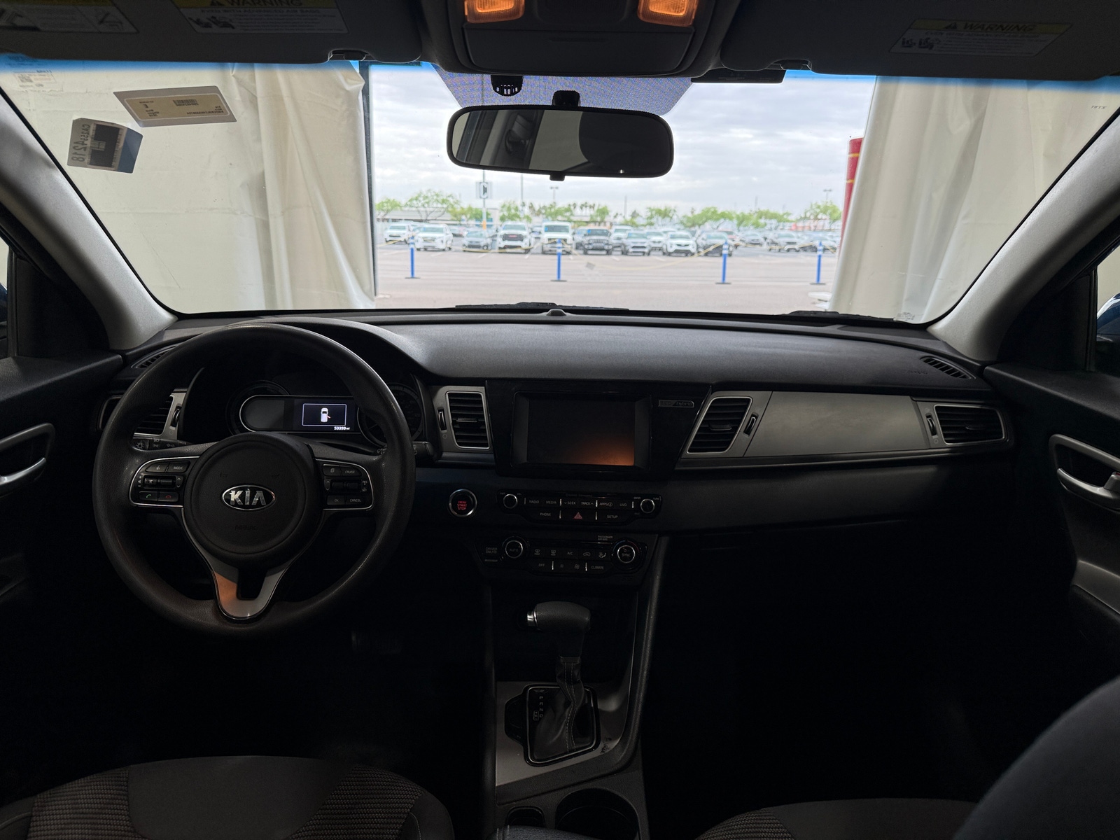 Thumbnail: 2019 Kia Niro - 3