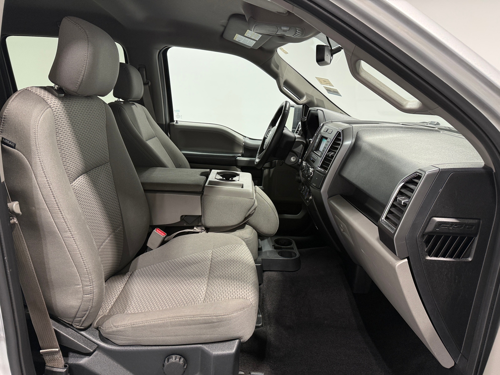 Thumbnail: 2016 Ford Econoline - 2