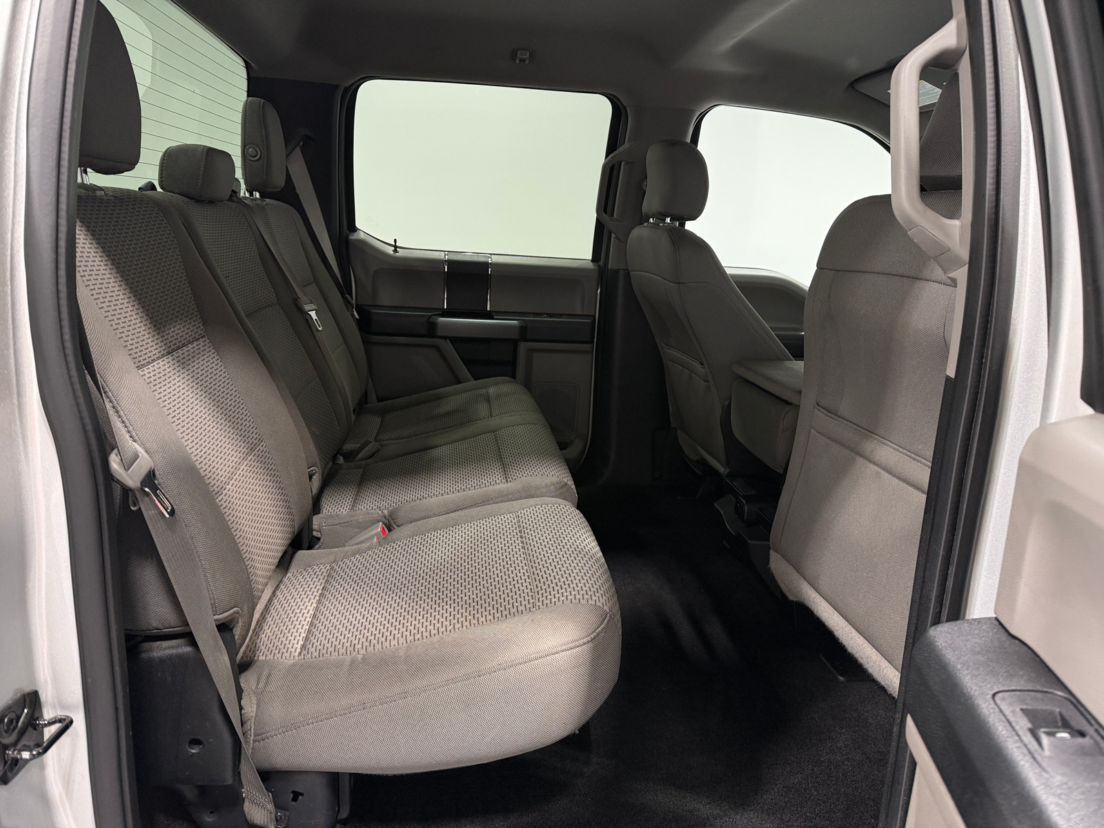 Thumbnail: 2016 Ford Econoline - 6