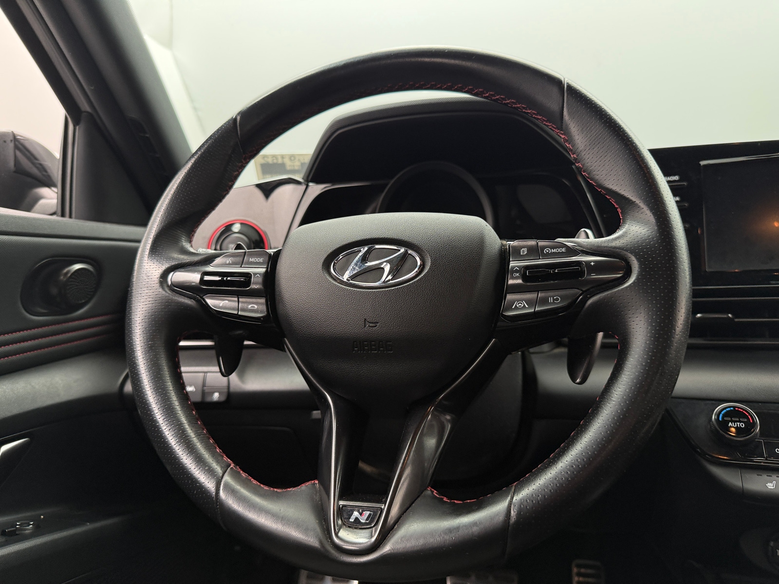 Thumbnail: 2022 Hyundai Elantra - 5