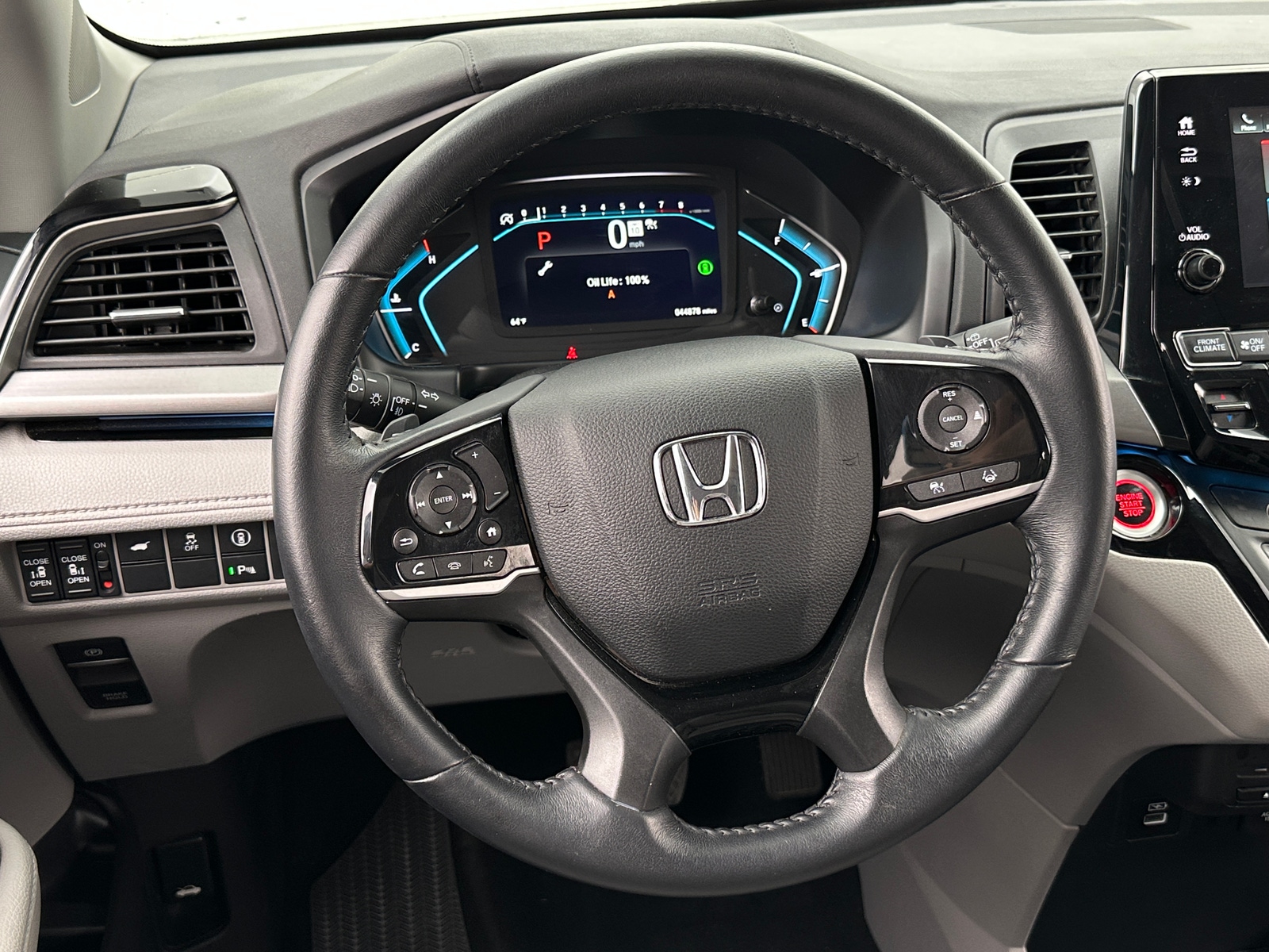 Thumbnail: 2023 Honda Odyssey - 4