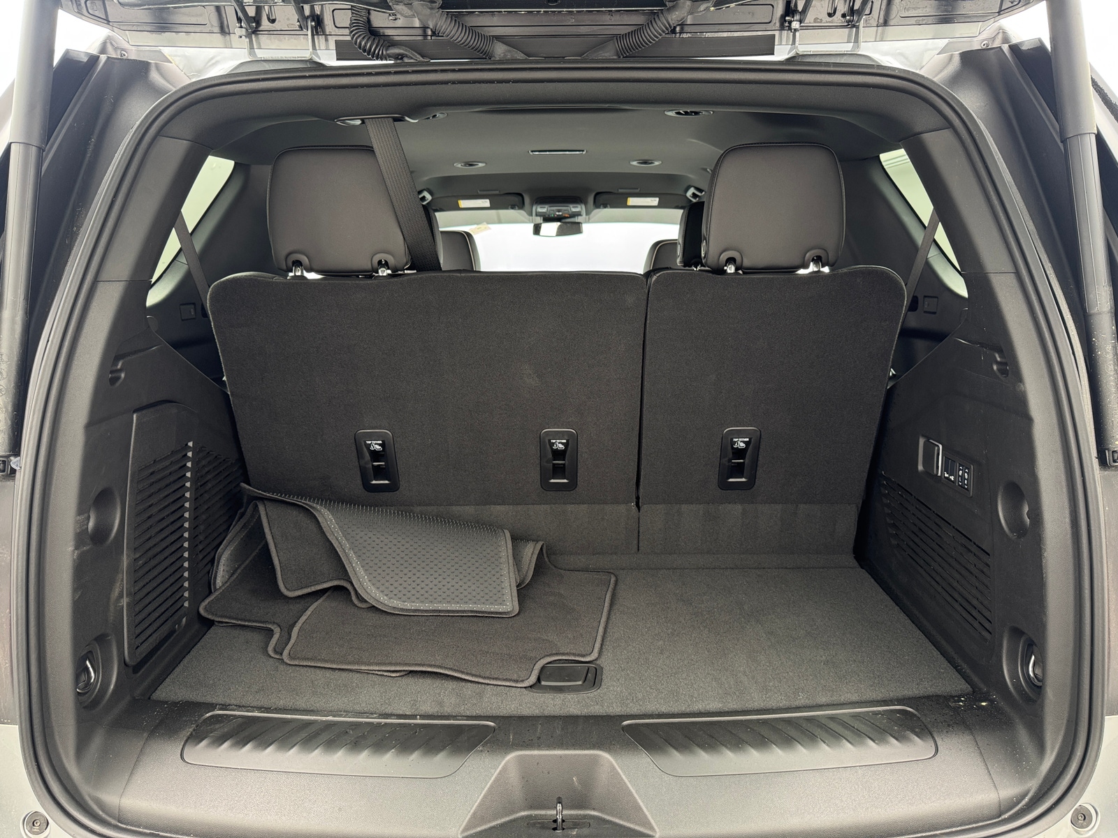 Thumbnail: 2025 GMC Yukon - 6