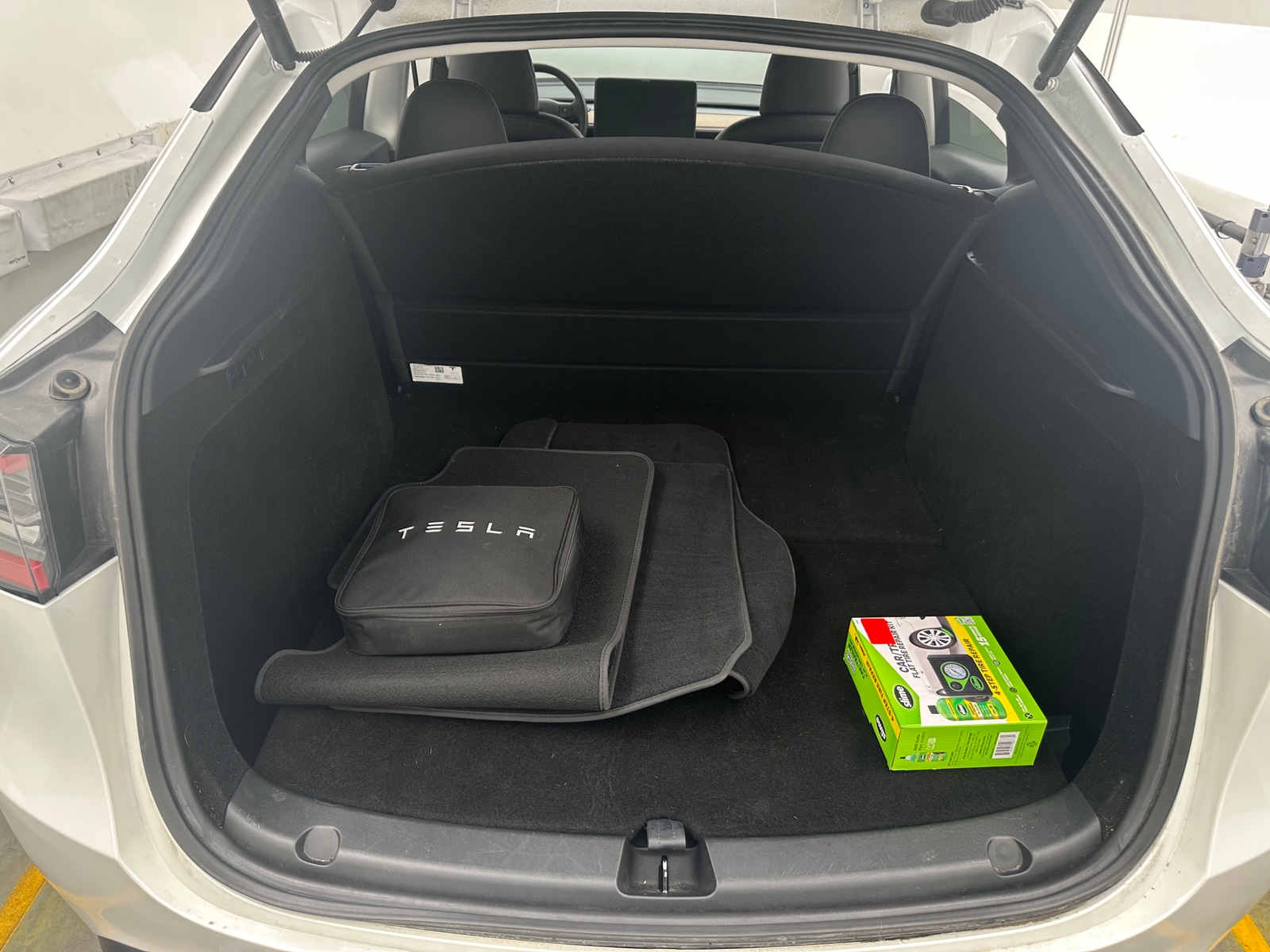 Thumbnail: 2023 Tesla Model Y - 6