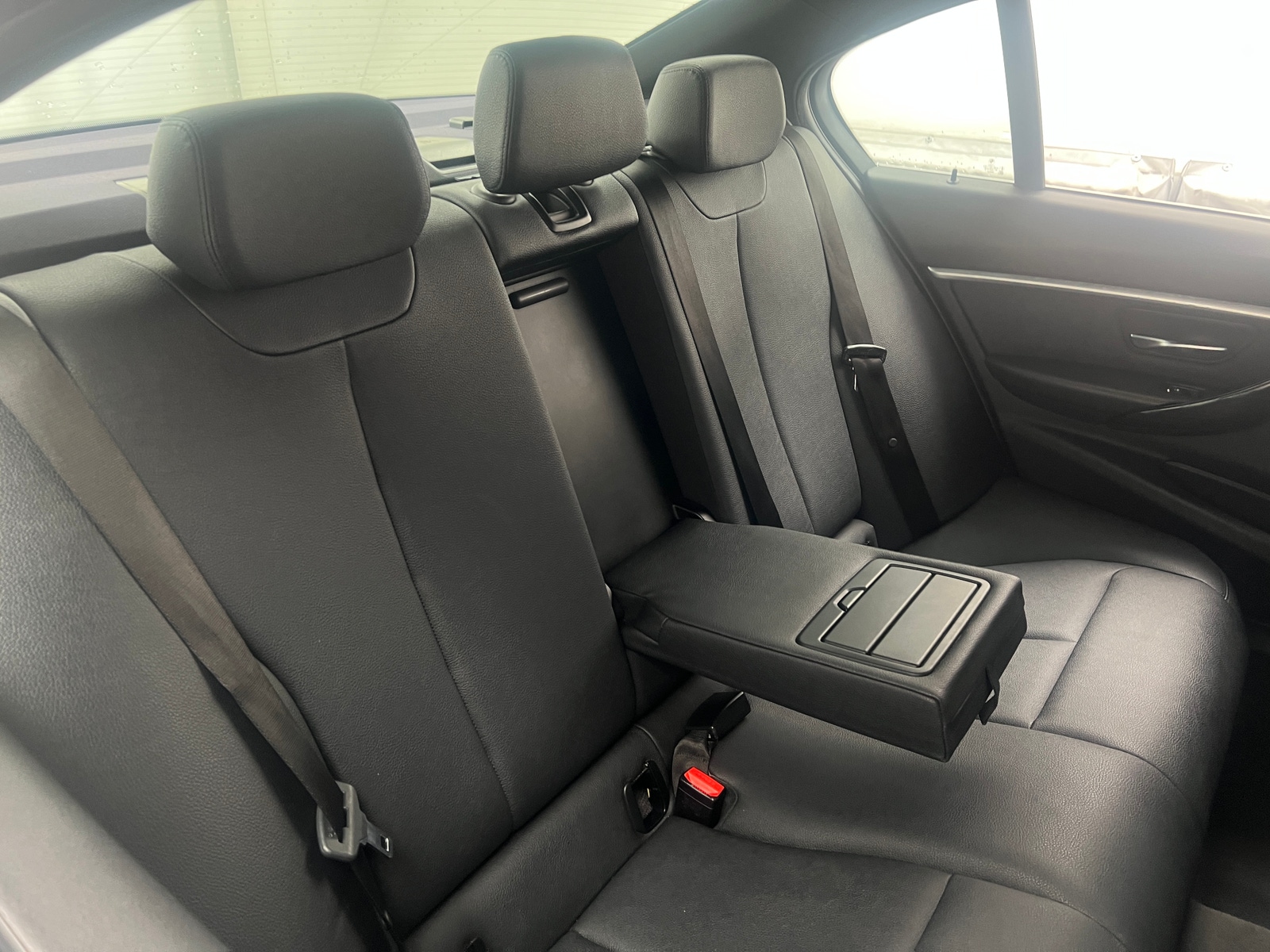 Thumbnail: 2017 BMW 3 Series - 5