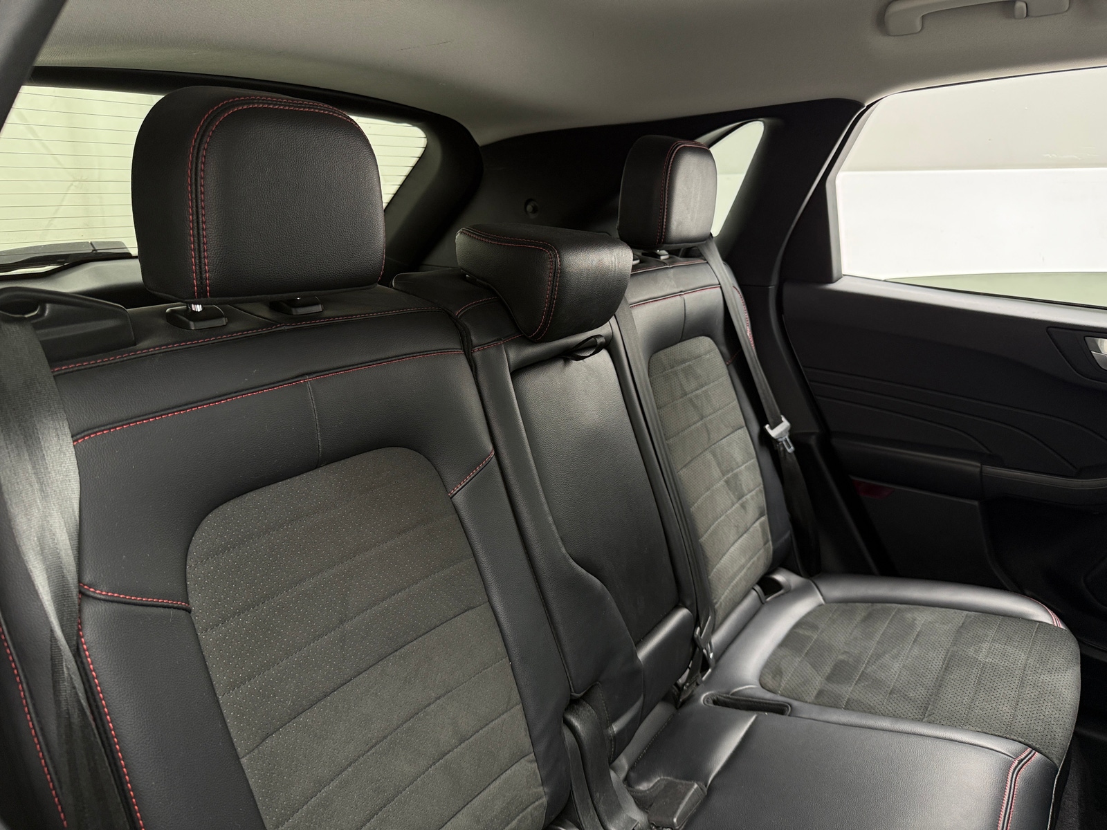 Thumbnail: 2022 Ford Escape - 5