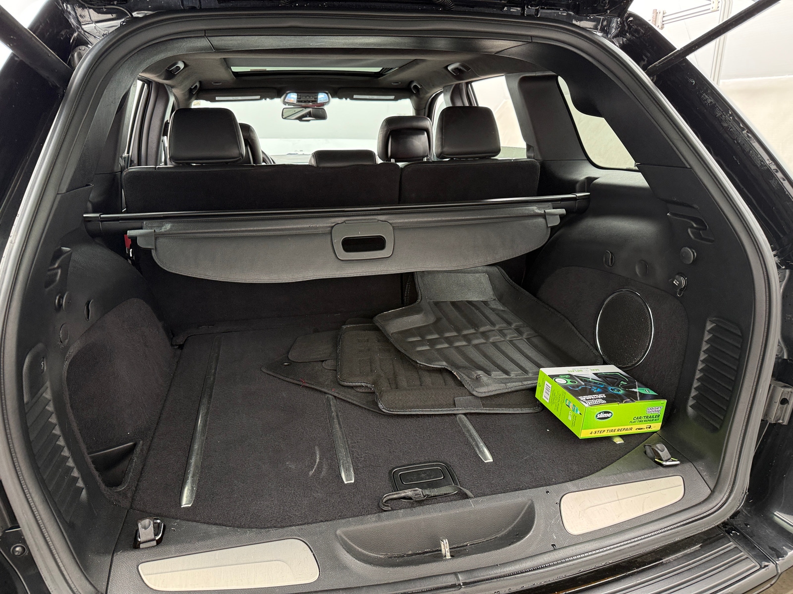 Thumbnail: 2015 Jeep Grand Cherokee - 7