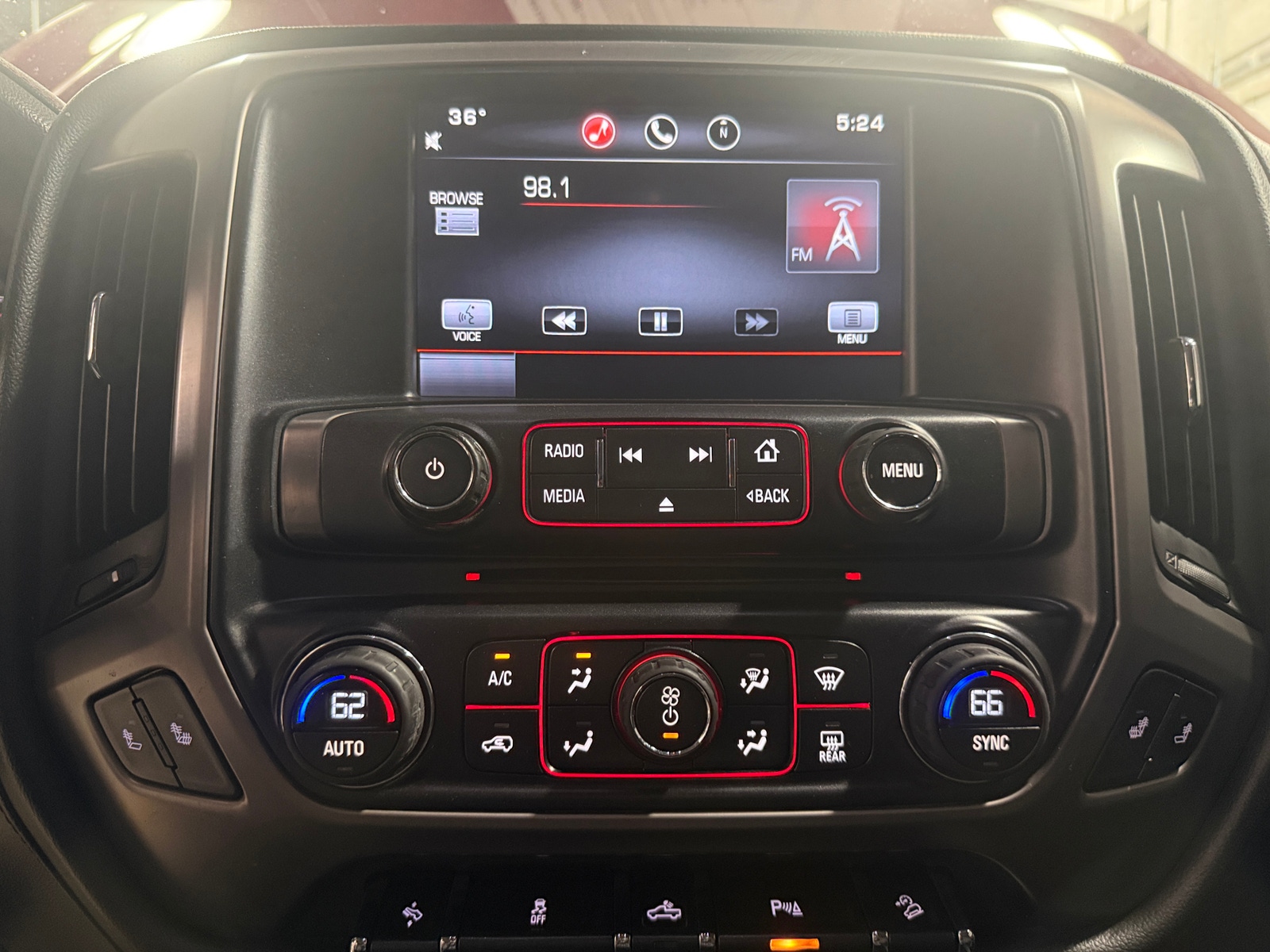 Thumbnail: 2015 GMC Sierra 1500 - 3