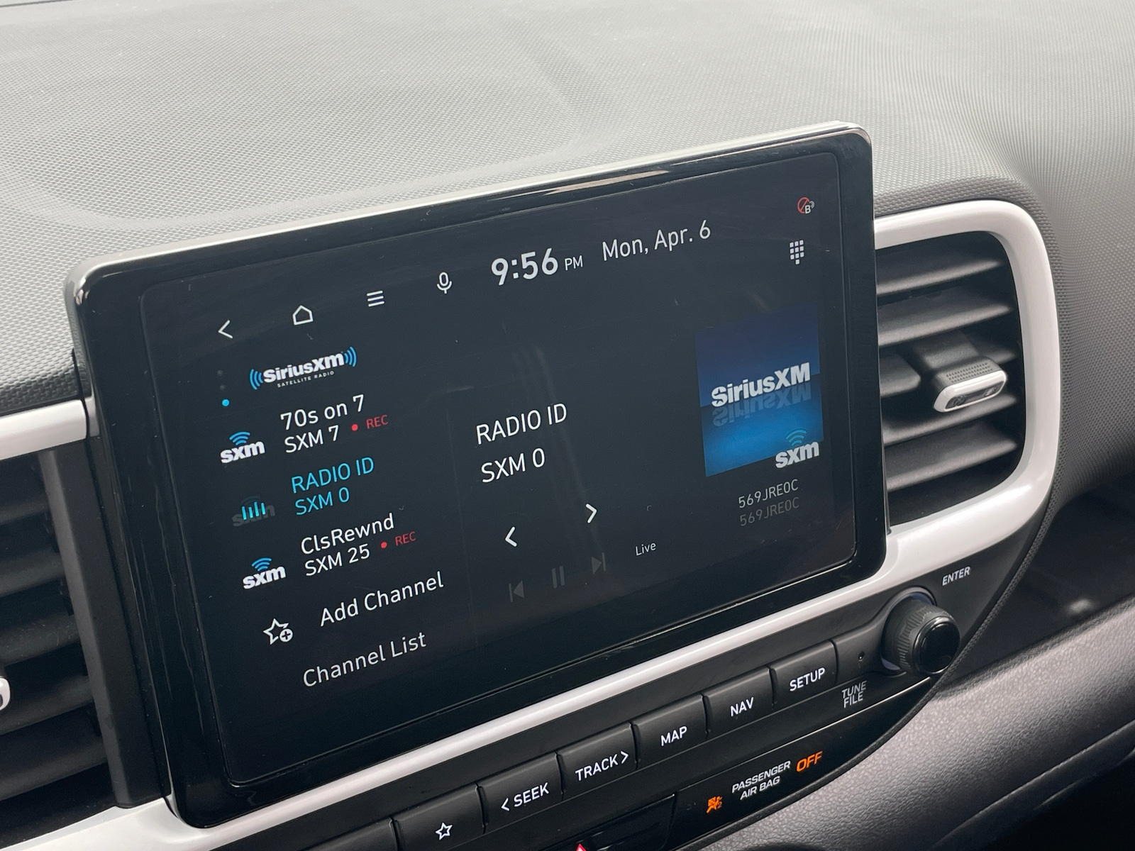 Thumbnail: 2024 Hyundai Venue - 4