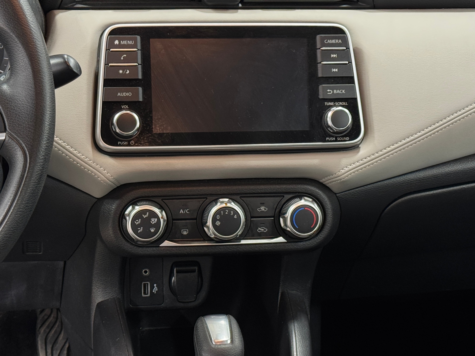 Thumbnail: 2020 Nissan Versa - 4