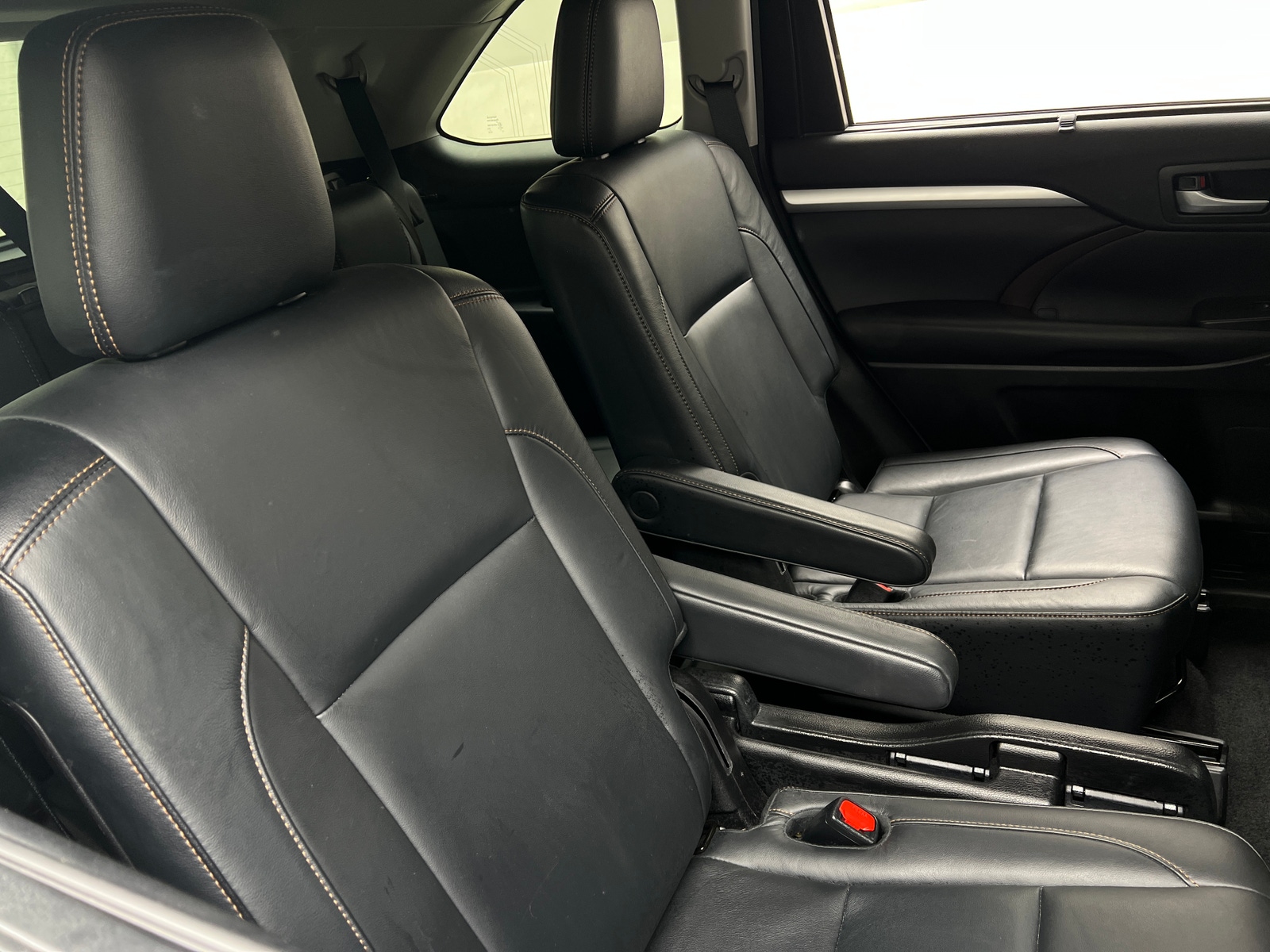 Thumbnail: 2017 Toyota Highlander - 5