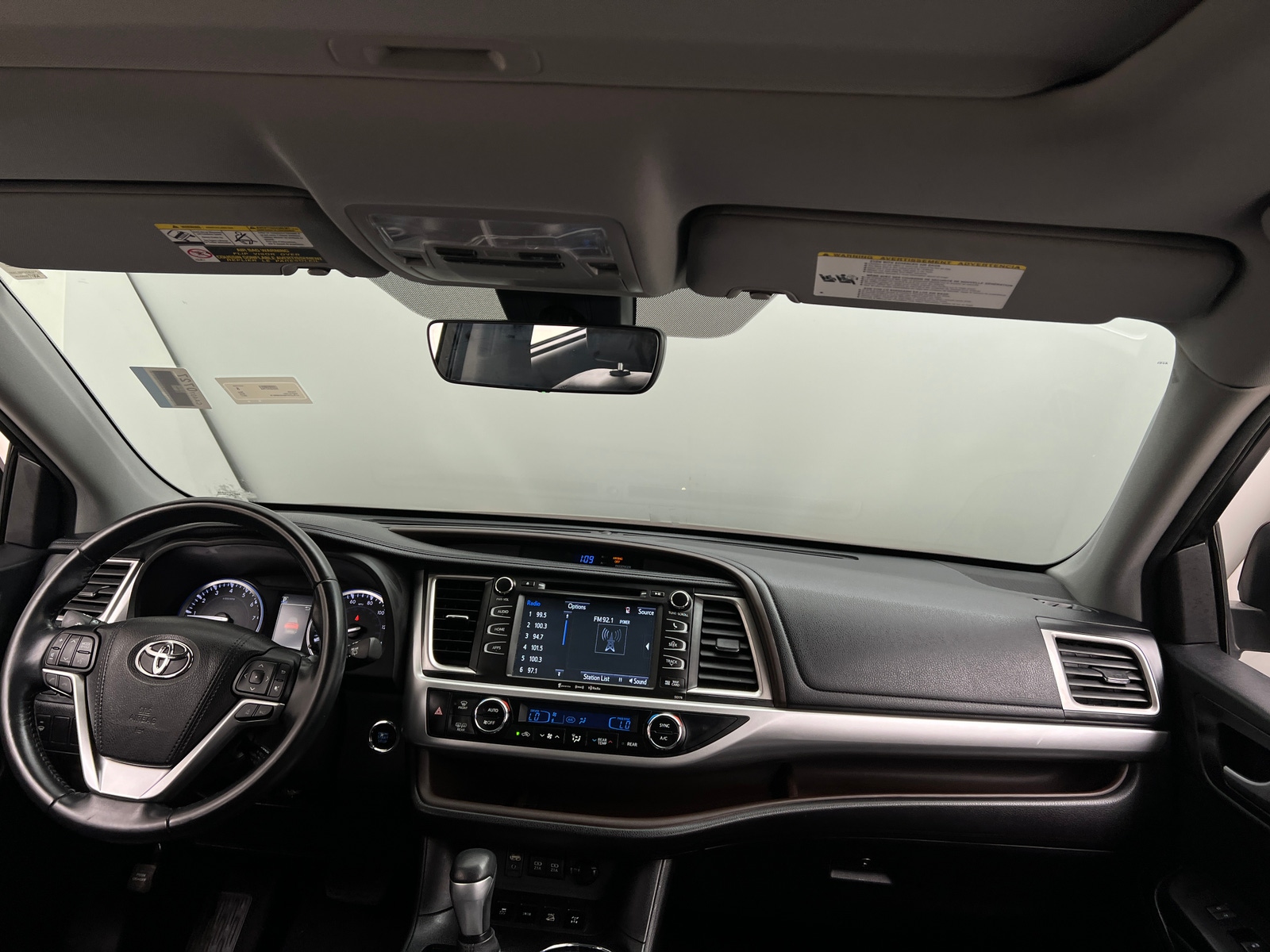 Thumbnail: 2017 Toyota Highlander - 2