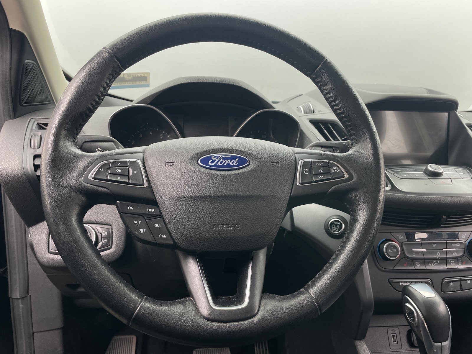 Thumbnail: 2019 Ford Escape - 4