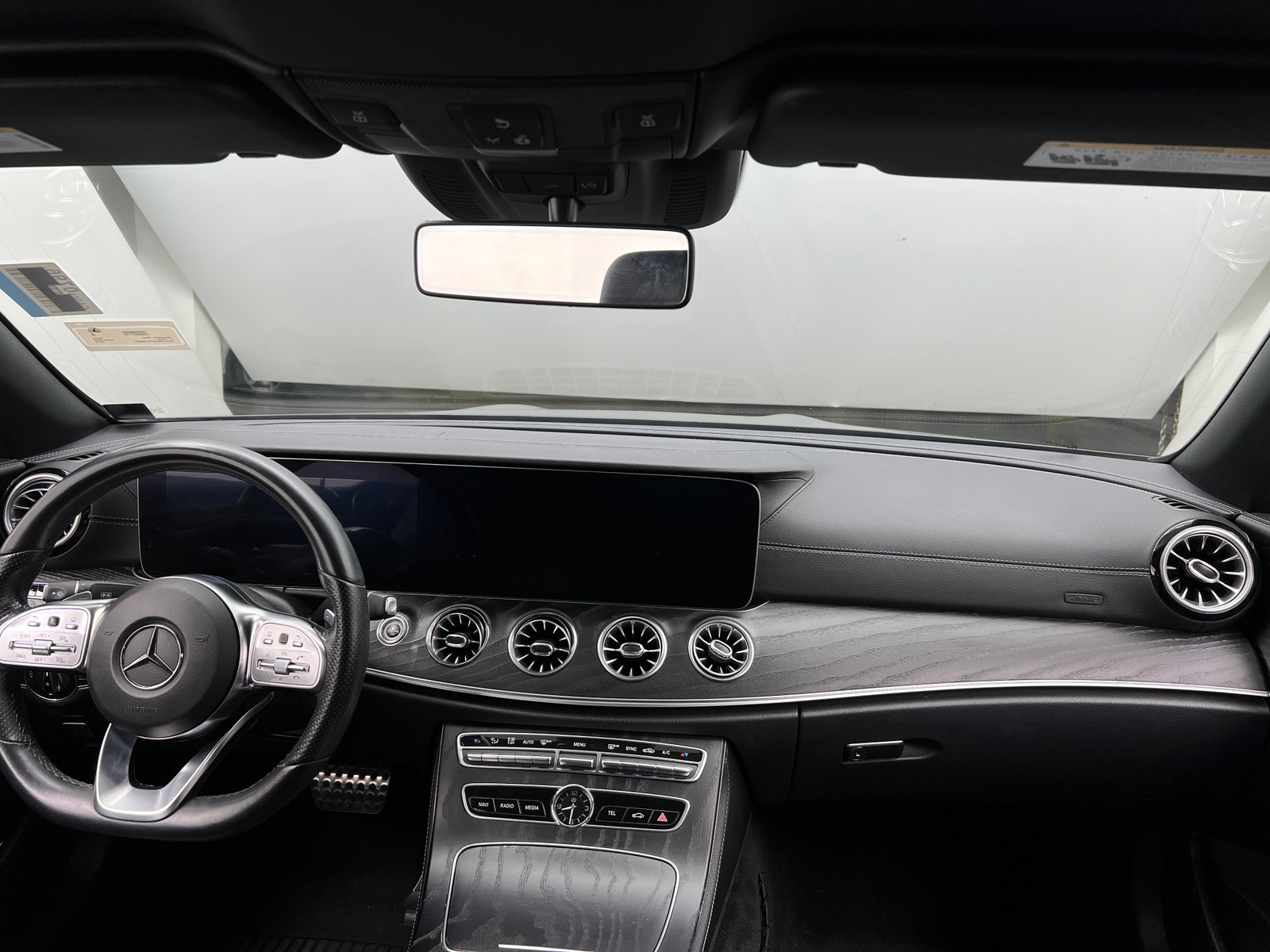 Thumbnail: 2019 Mercedes-Benz E-Class - 2