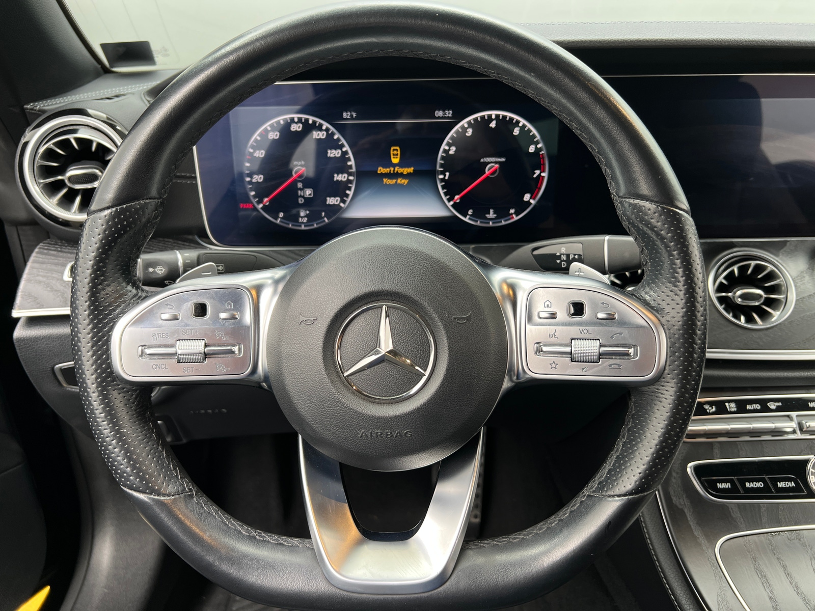 Thumbnail: 2019 Mercedes-Benz E-Class - 4