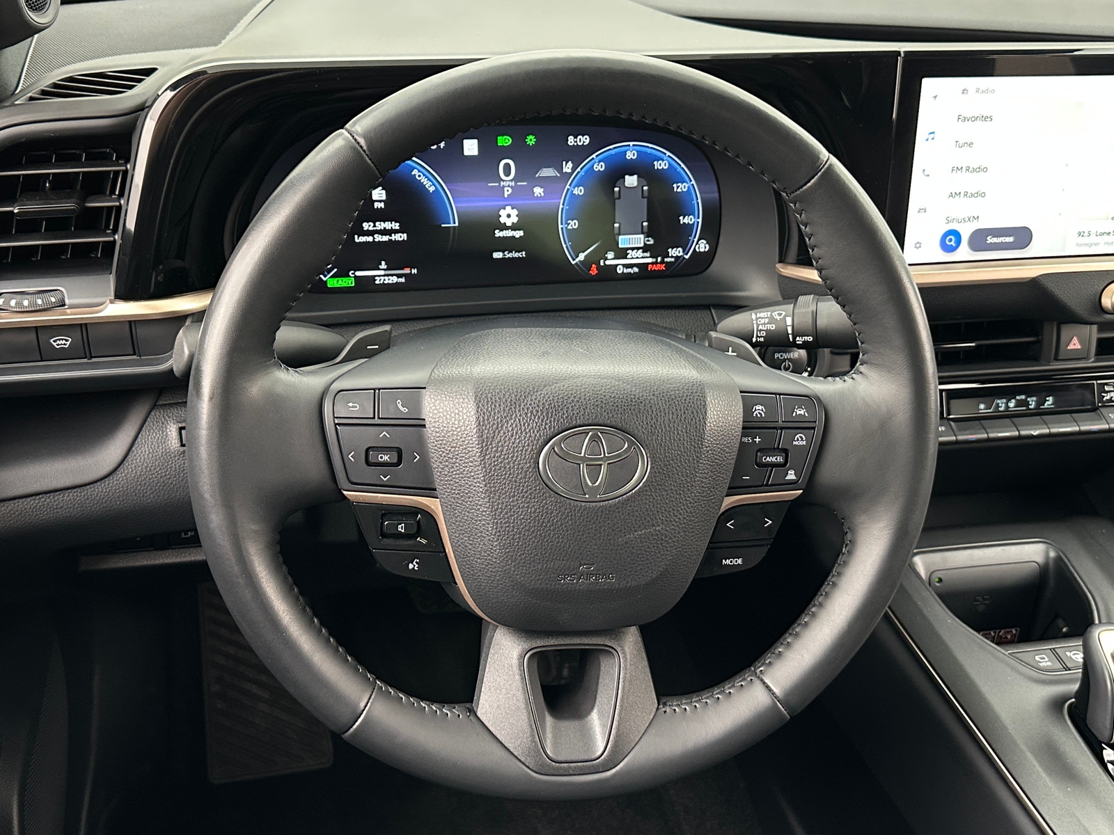 Thumbnail: 2023 Toyota Crown - 4