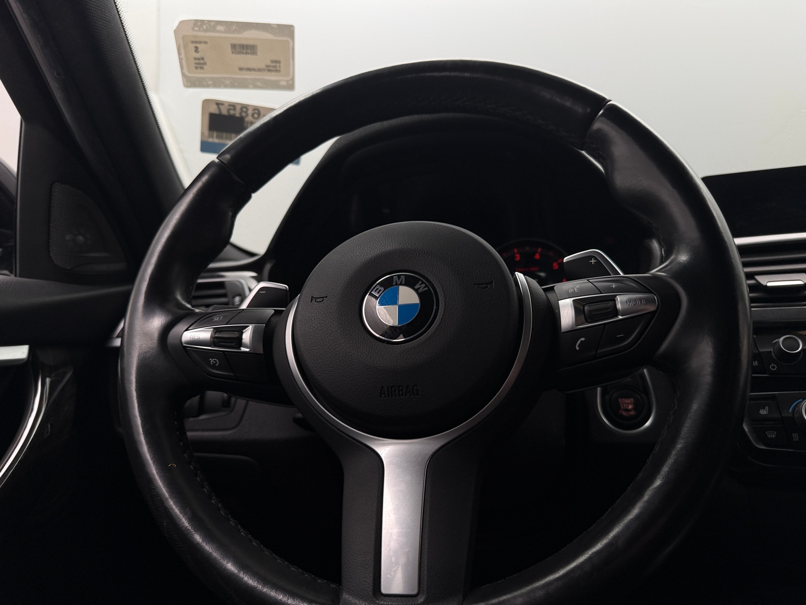 Thumbnail: 2018 BMW 3 Series - 4