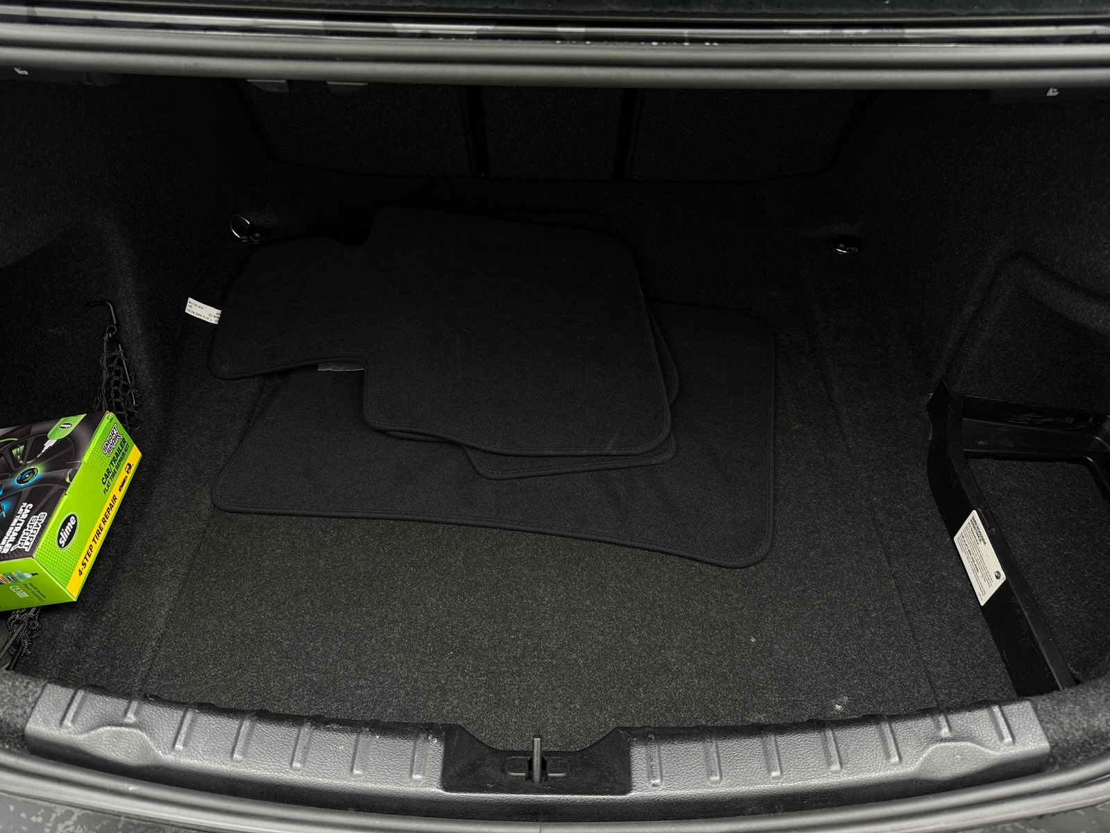 Thumbnail: 2018 BMW 3 Series - 6