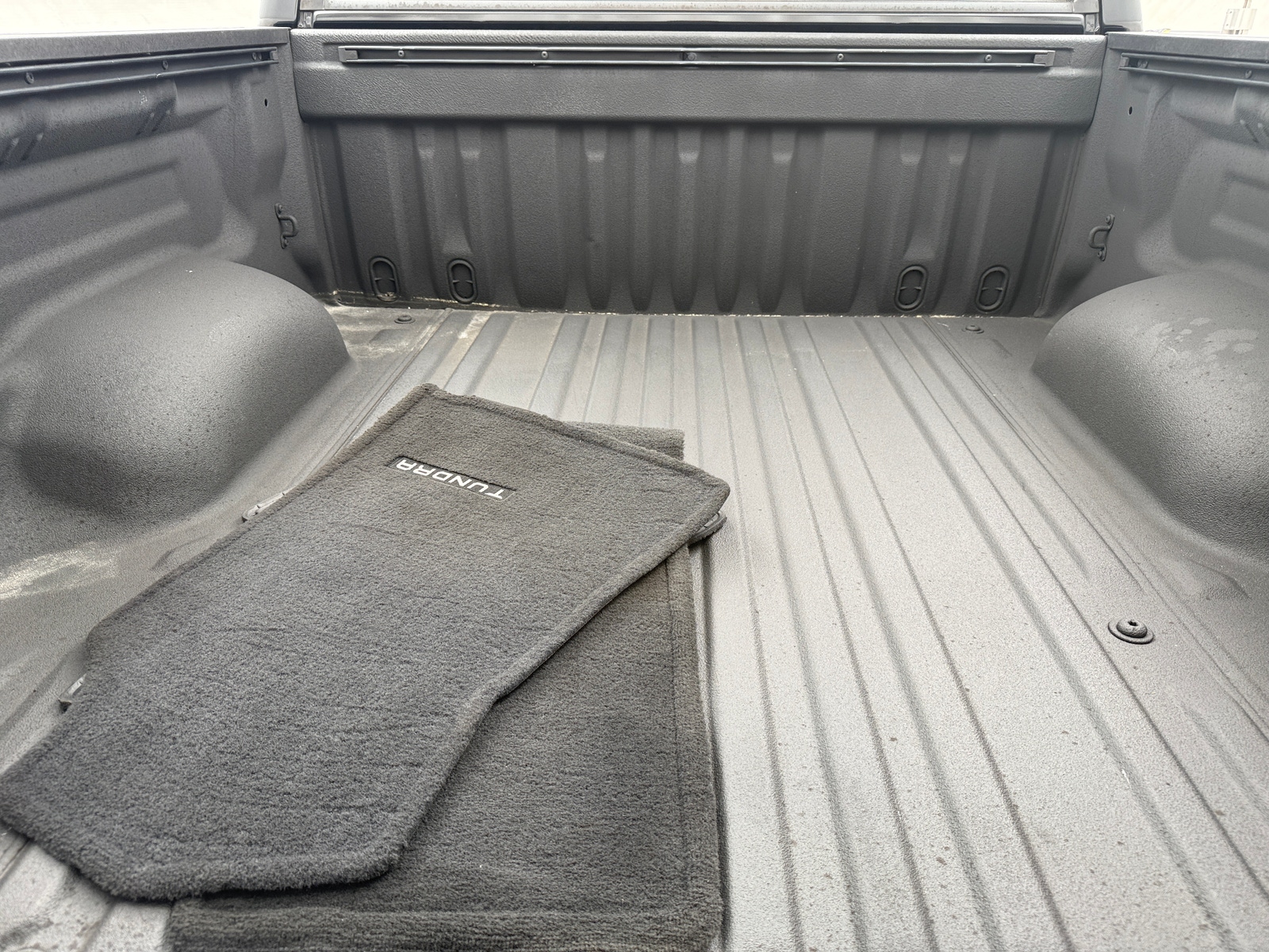 Thumbnail: 2020 Toyota Tundra - 7