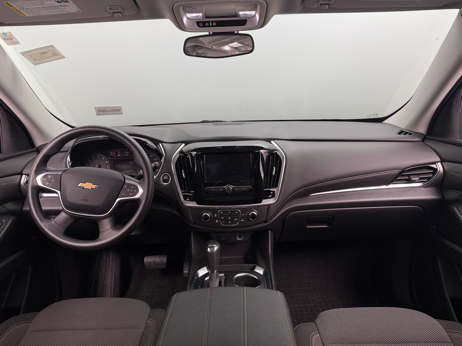 Thumbnail: 2020 Chevrolet Traverse - 3