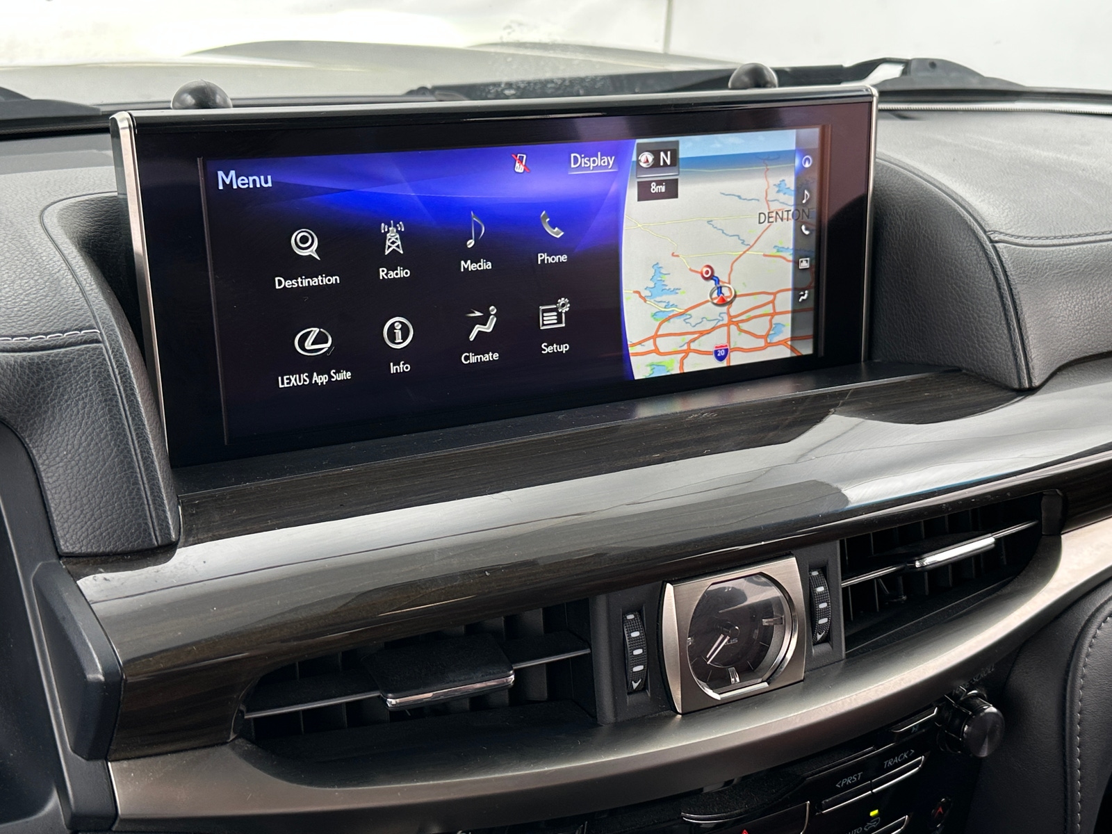 Thumbnail: 2016 Lexus LX - 3