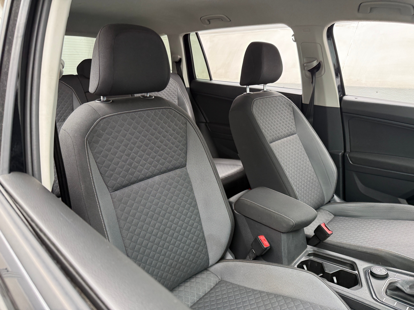 Thumbnail: 2021 Volkswagen Tiguan - 2