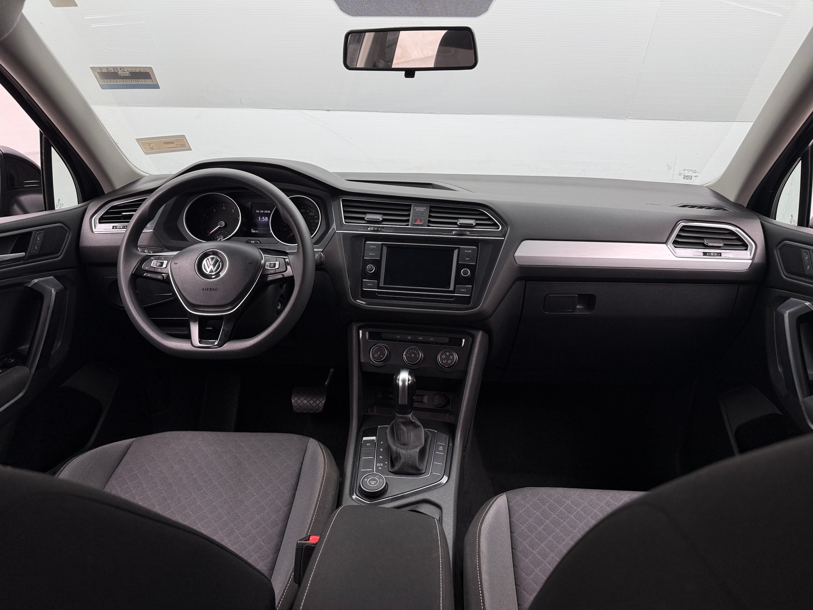 Thumbnail: 2021 Volkswagen Tiguan - 3