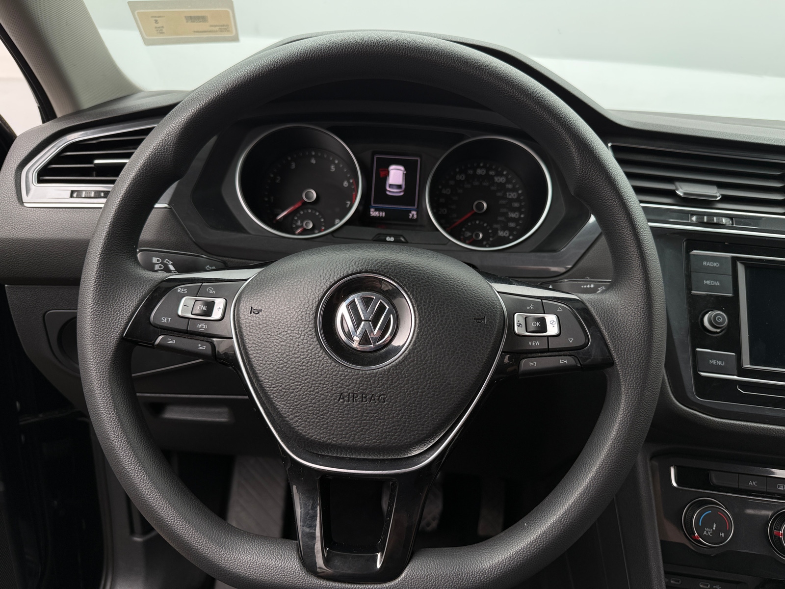 Thumbnail: 2021 Volkswagen Tiguan - 5