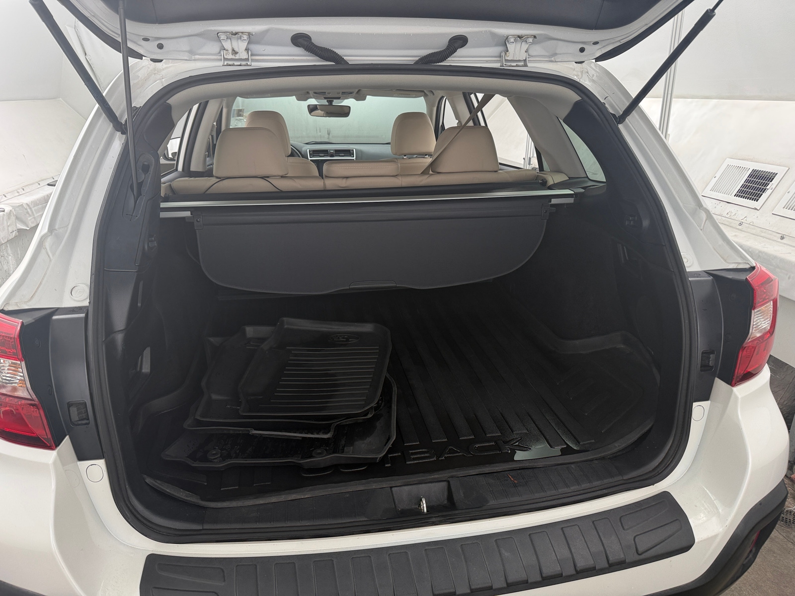 Thumbnail: 2018 Subaru Outback - 6