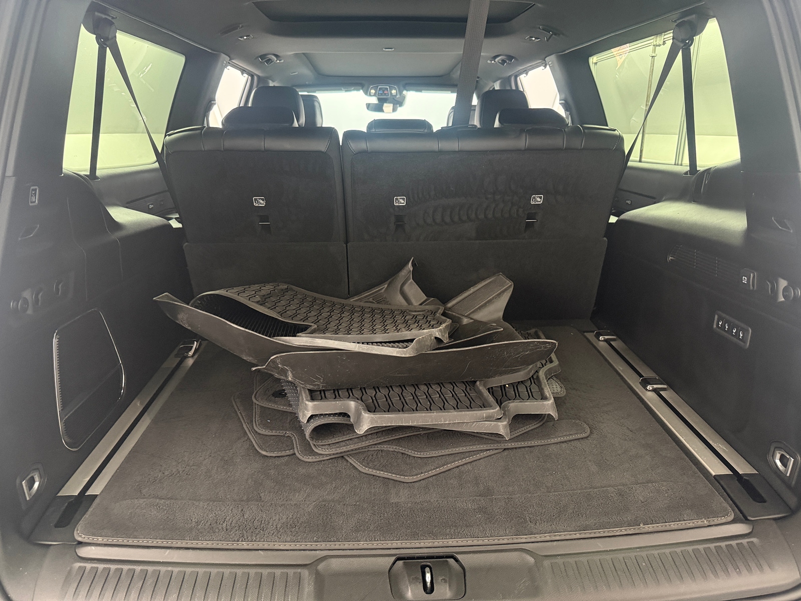 Thumbnail: 2024 Jeep Wagoneer - 6