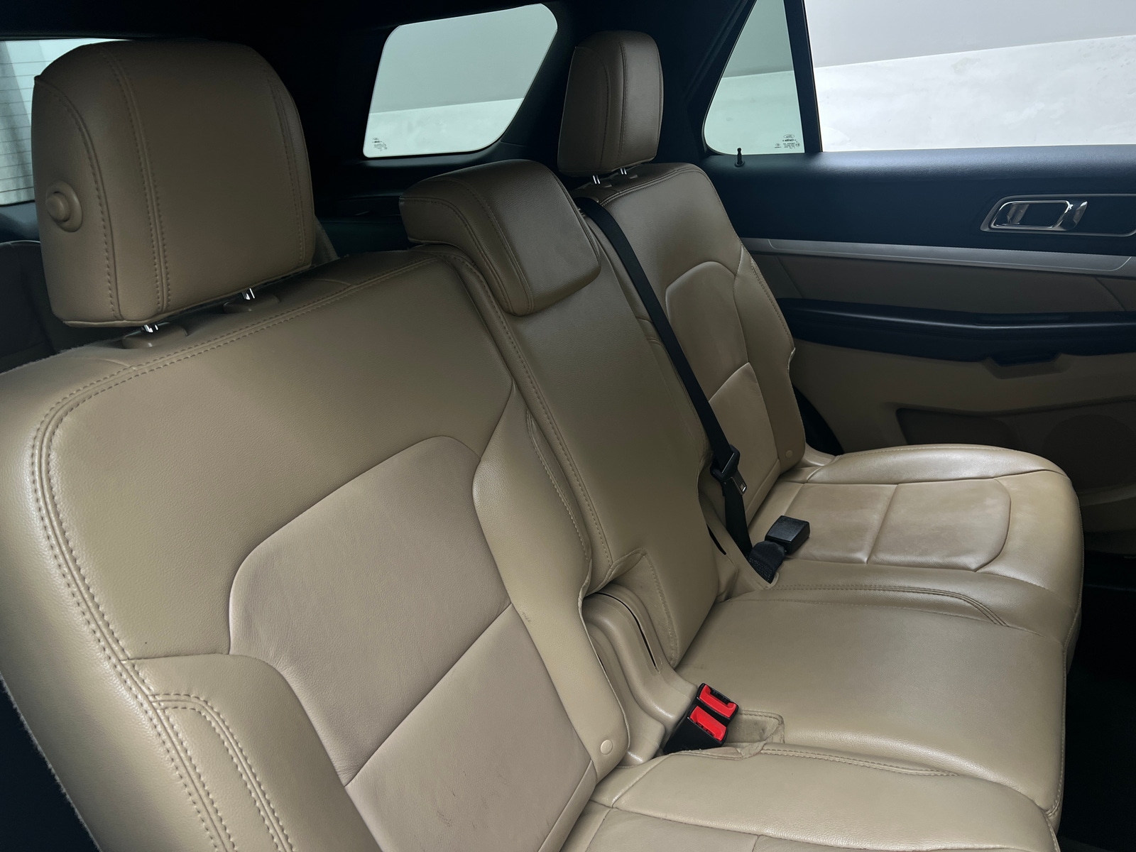 Thumbnail: 2017 Ford Explorer - 6