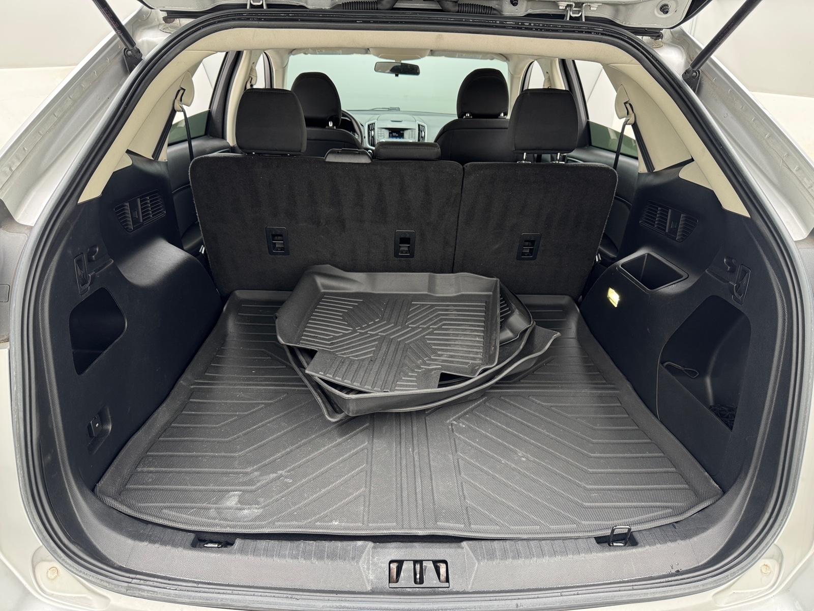 Thumbnail: 2016 Ford Edge - 7