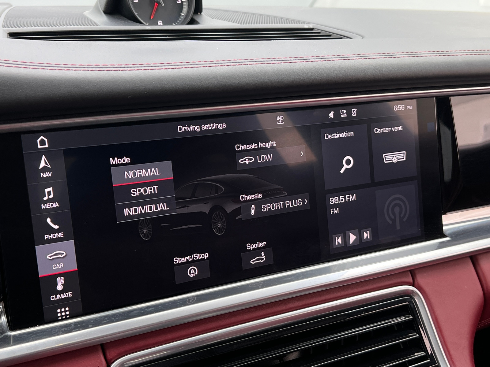 Thumbnail: 2018 Porsche Panamera - 3