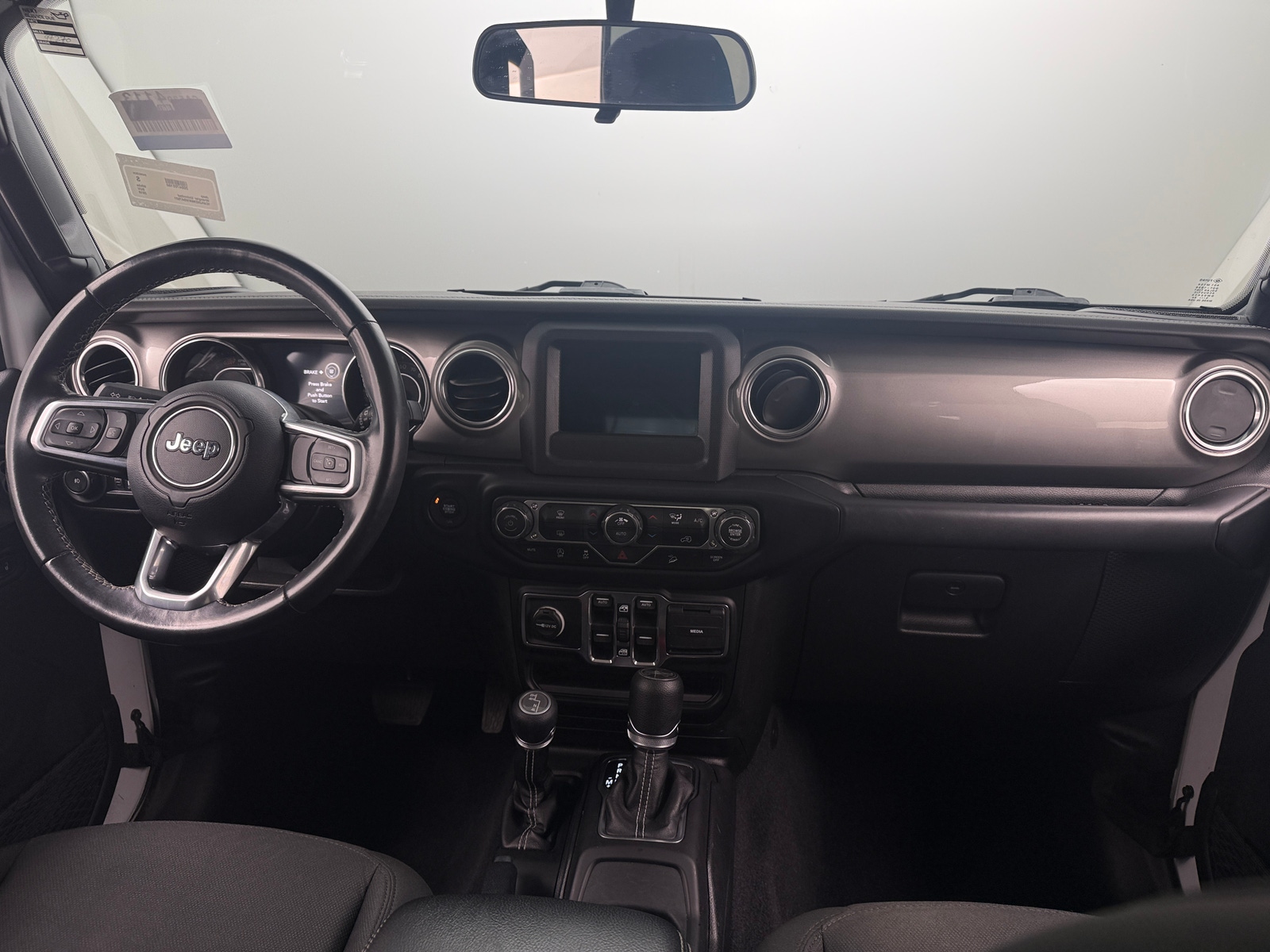 Thumbnail: 2019 Jeep Wrangler - 3