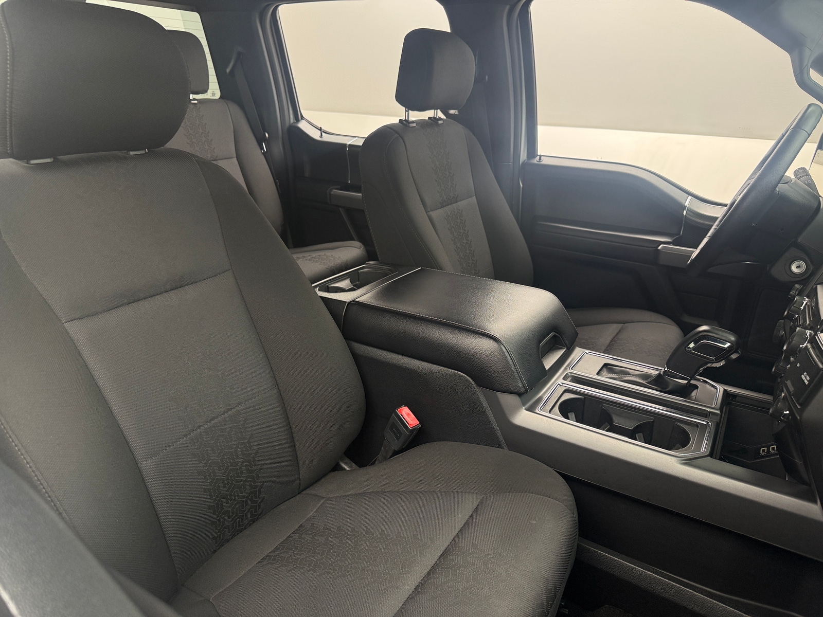 Thumbnail: 2019 Ford Econoline - 2