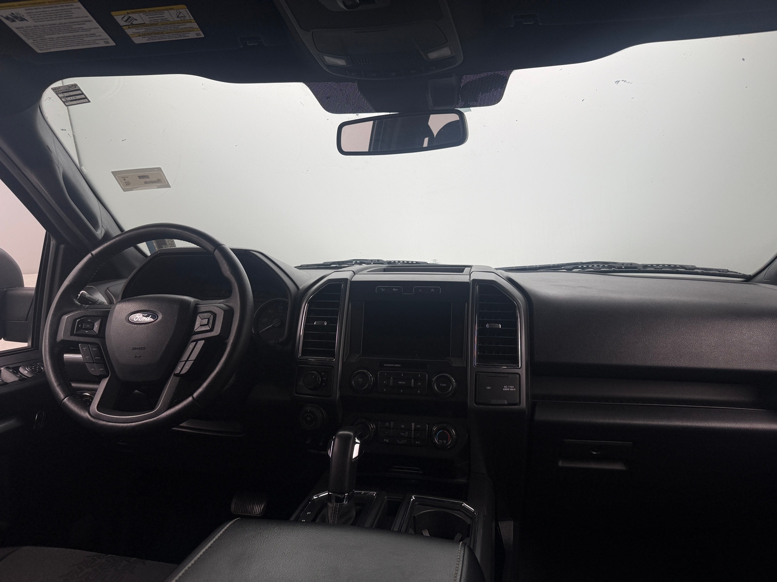 Thumbnail: 2019 Ford Econoline - 3