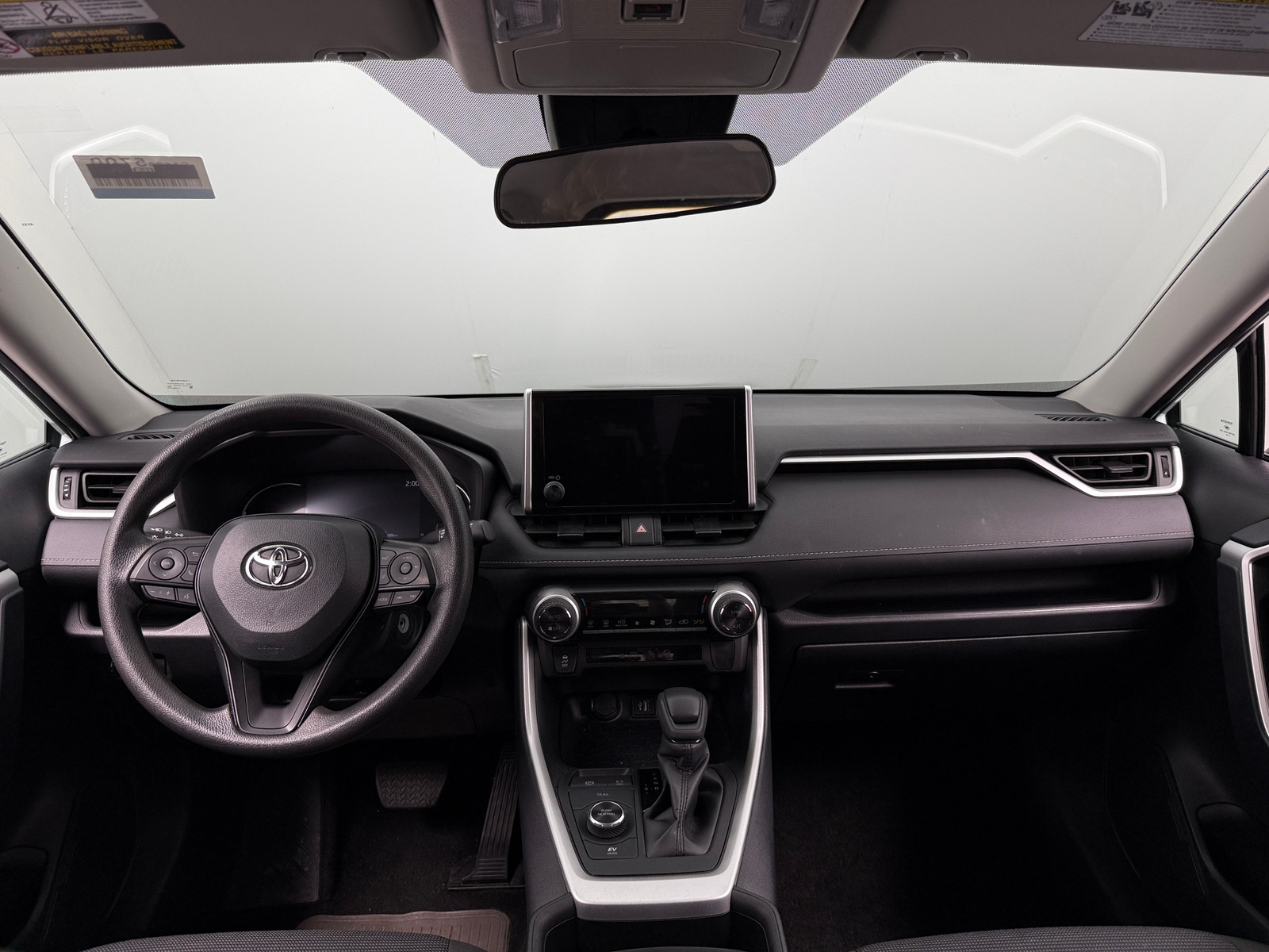 Thumbnail: 2025 Toyota RAV4 - 3