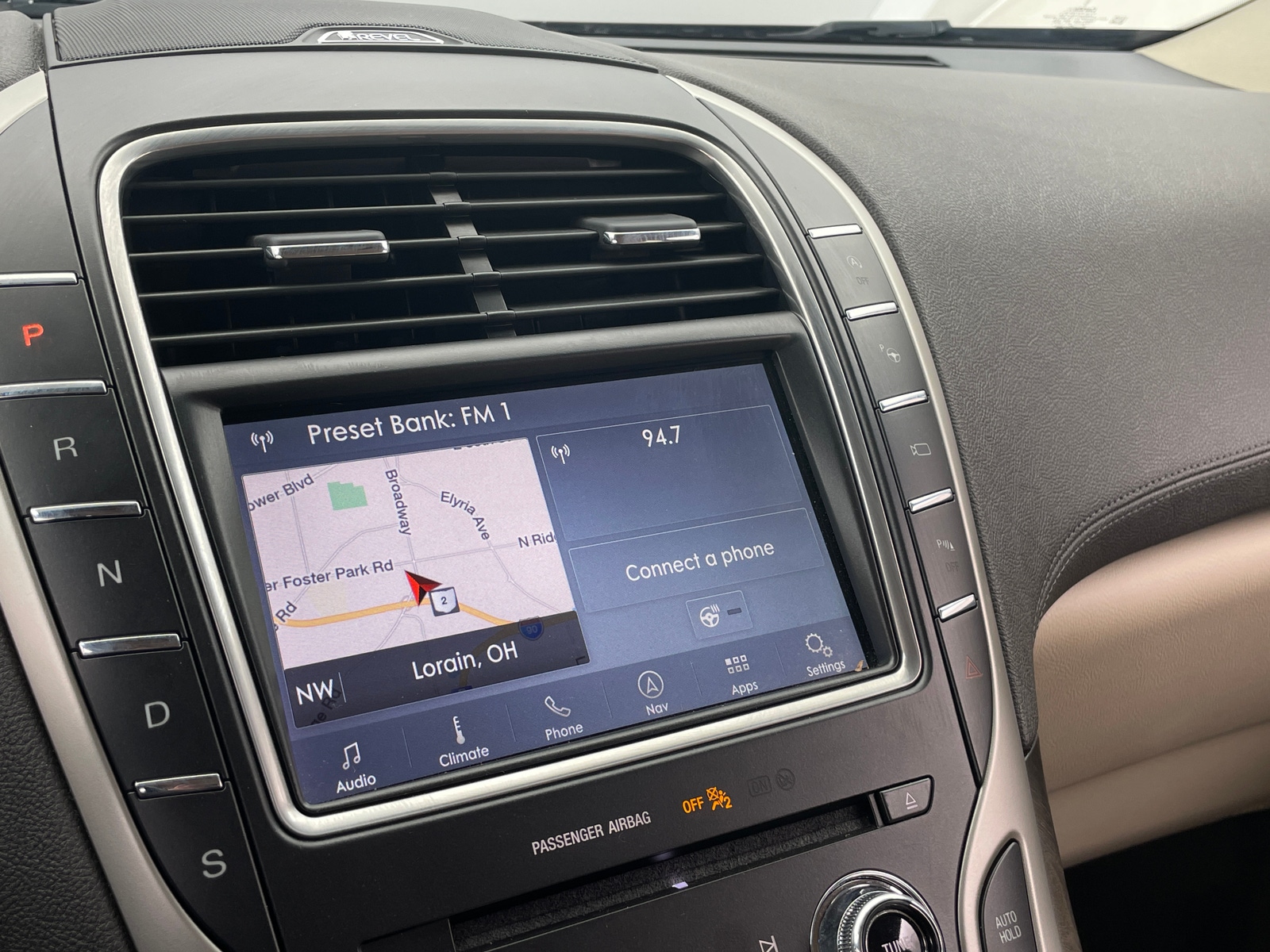 Thumbnail: 2020 Lincoln Nautilus - 3