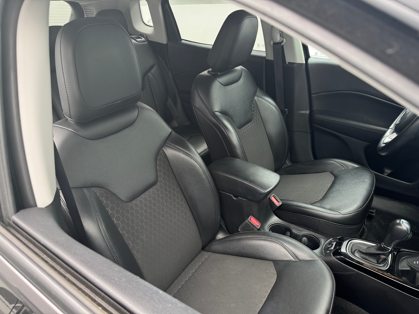 Thumbnail: 2021 Jeep Compass - 2