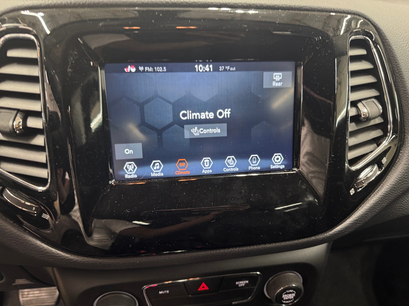 Thumbnail: 2021 Jeep Compass - 4