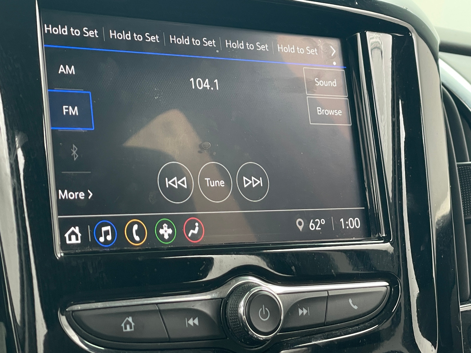 Thumbnail: 2021 Chevrolet Traverse - 4