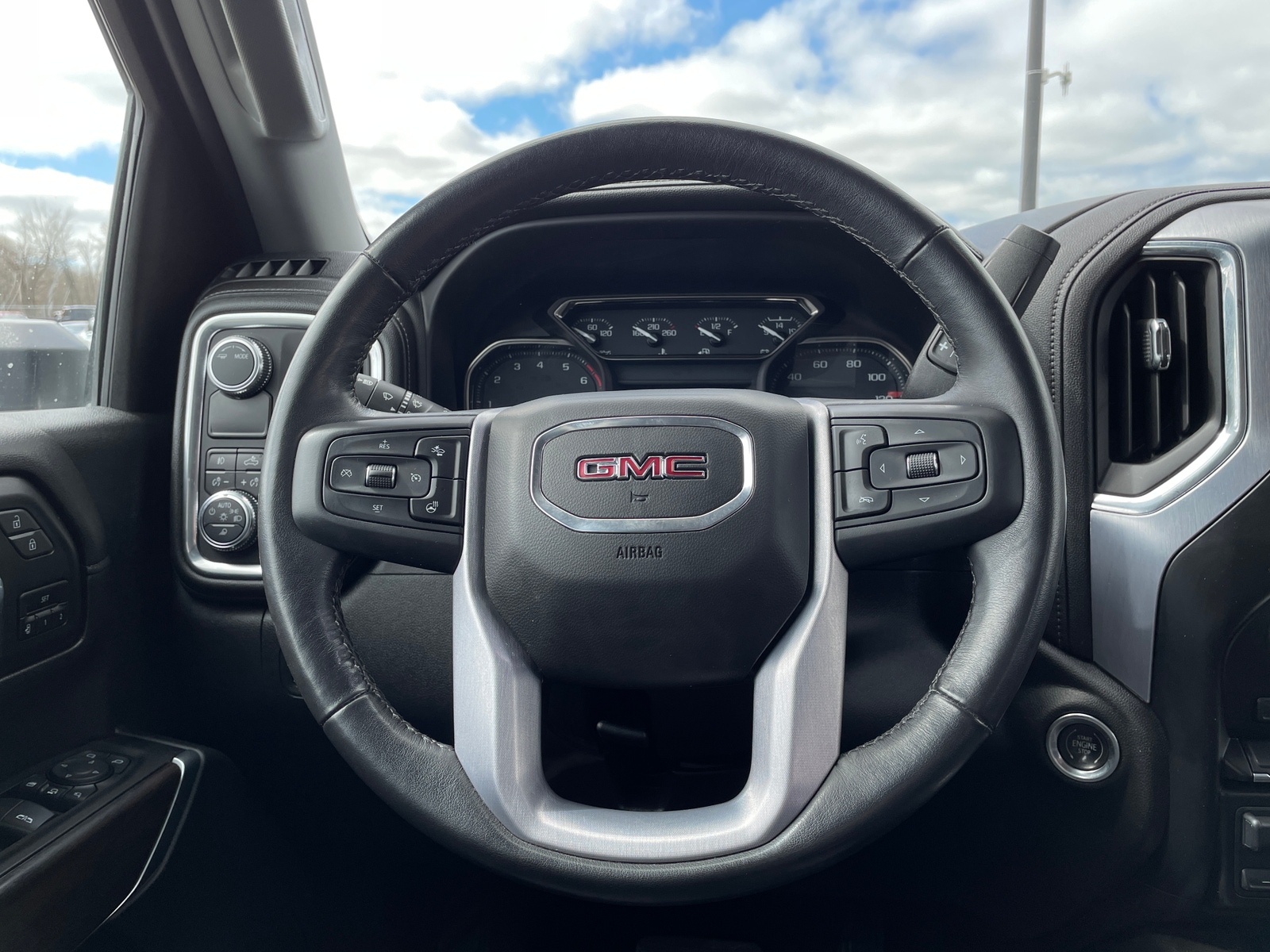 Thumbnail: 2021 GMC Sierra 2500 - 4