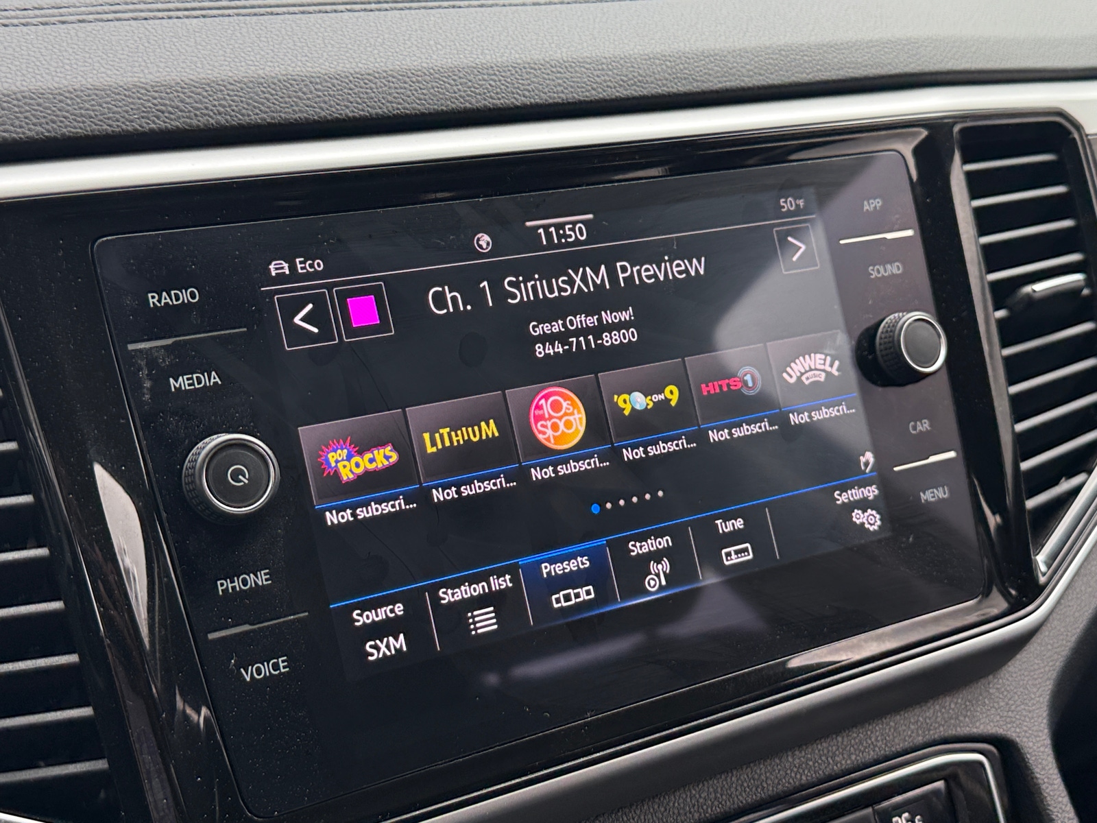 Thumbnail: 2023 Volkswagen Atlas - 3