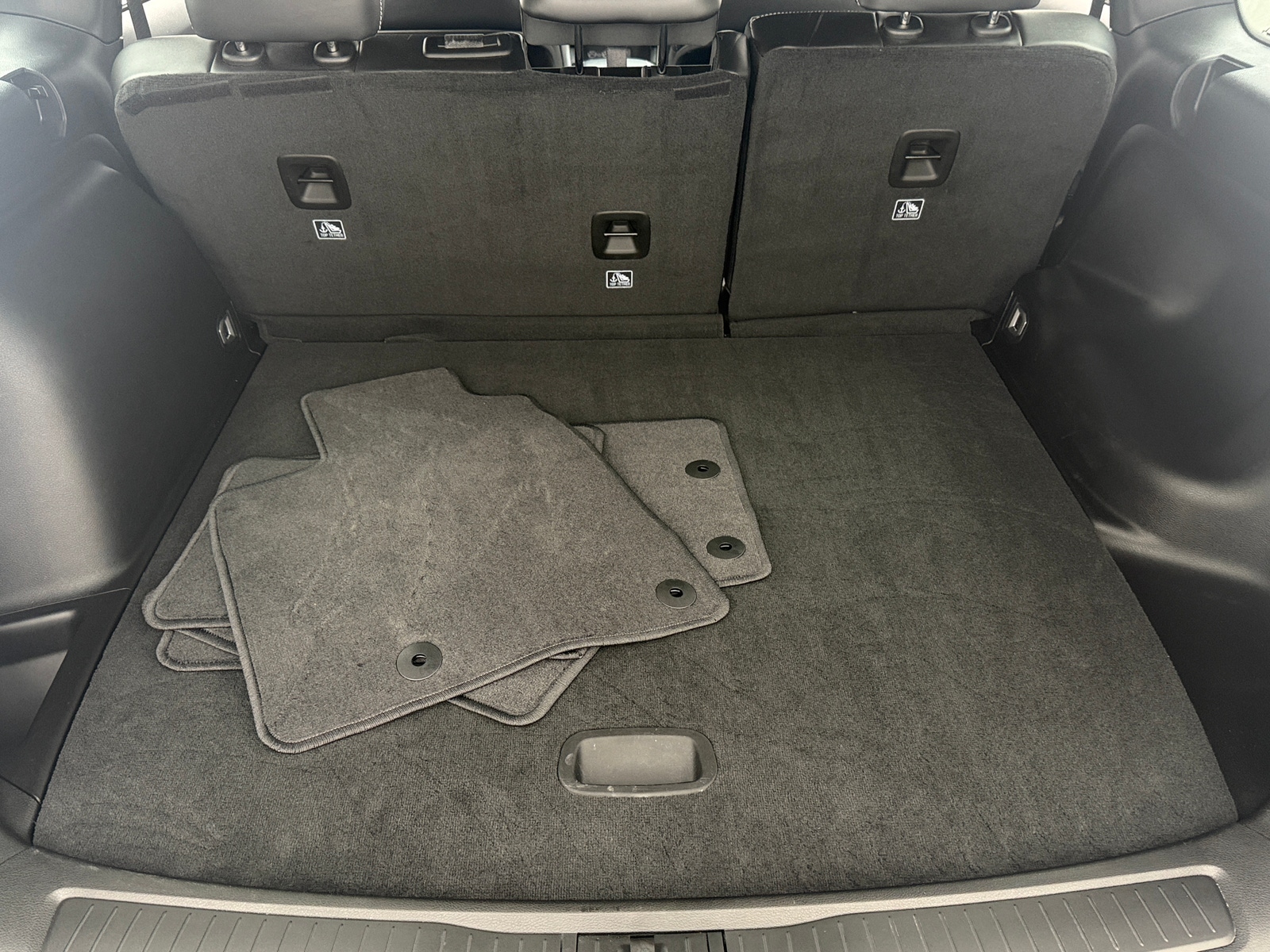 Thumbnail: 2025 Jeep Grand Cherokee - 6