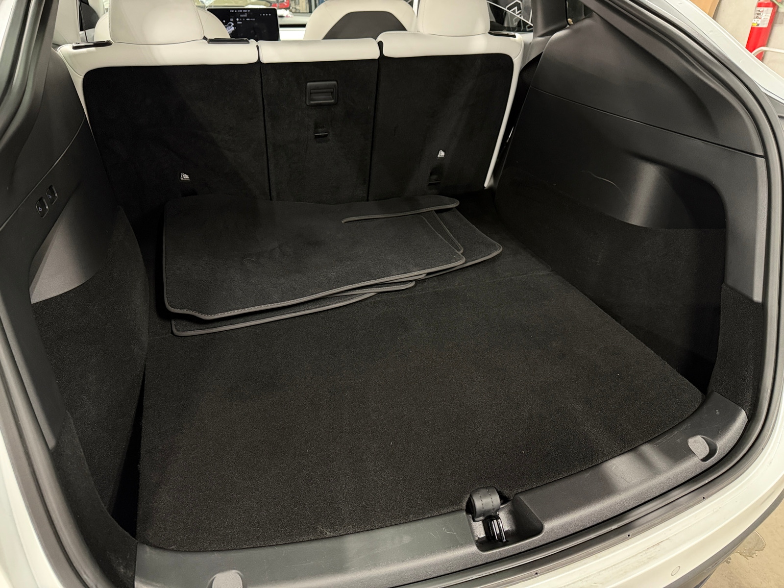 Thumbnail: 2022 Tesla Model Y - 6