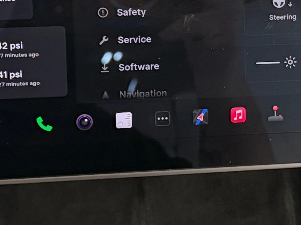 Thumbnail: 2022 Tesla Model Y - 3